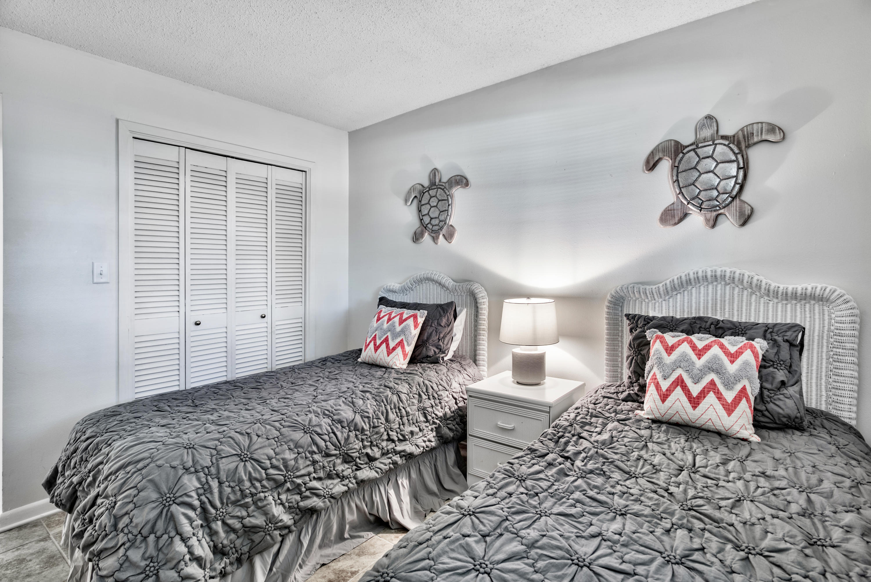 SEASCAPE CONDO GARDEN VILLA - Residential