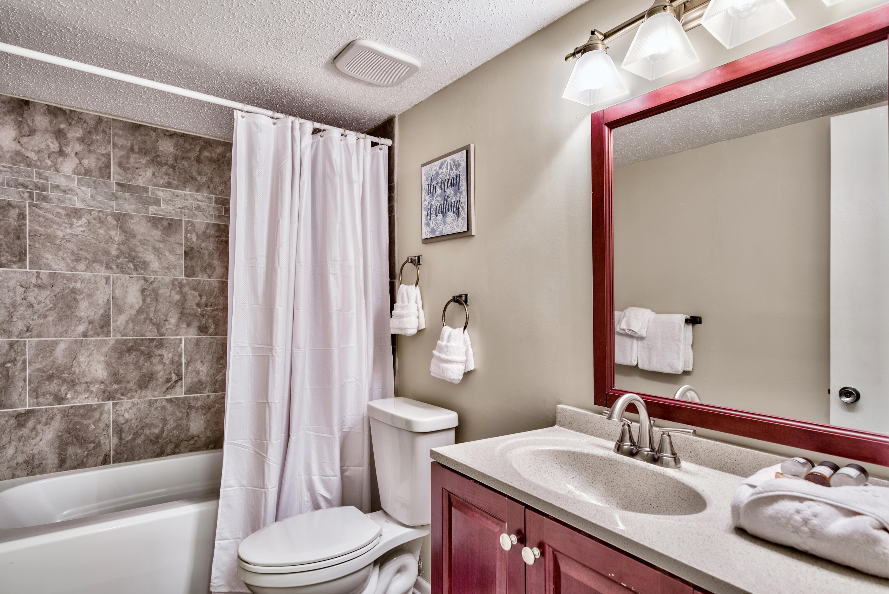 SEASCAPE CONDO GARDEN VILLA - Residential