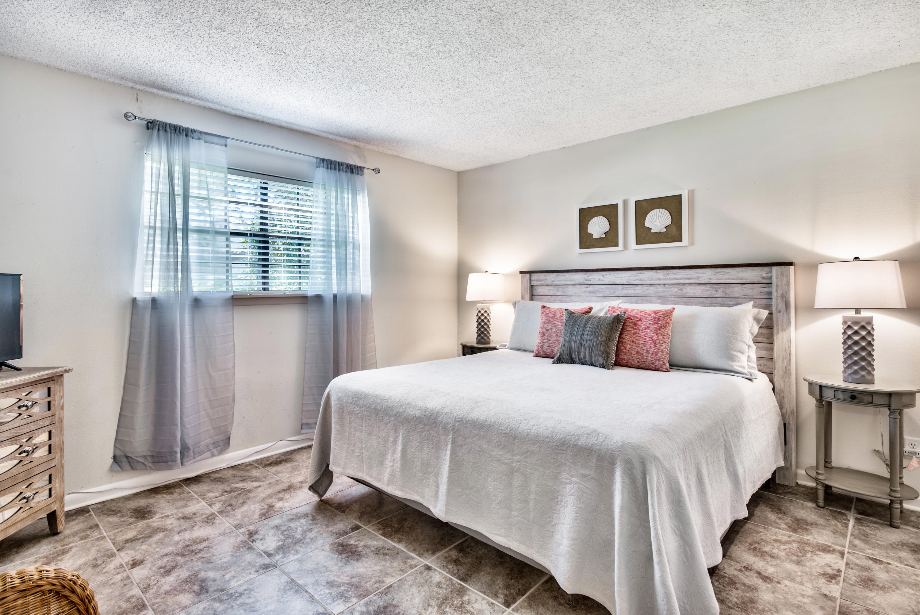 SEASCAPE CONDO GARDEN VILLA - Residential