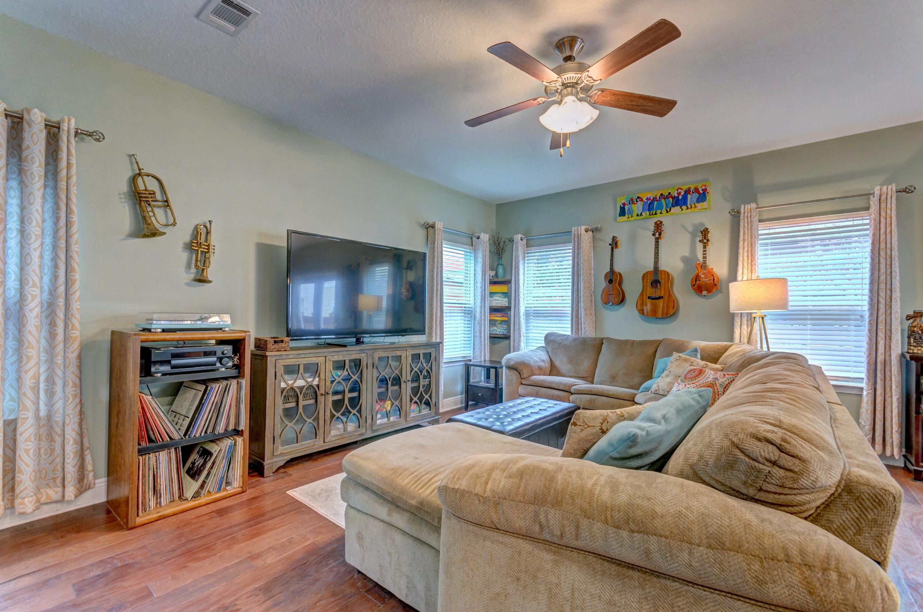 Mosaic Oaks - Residential