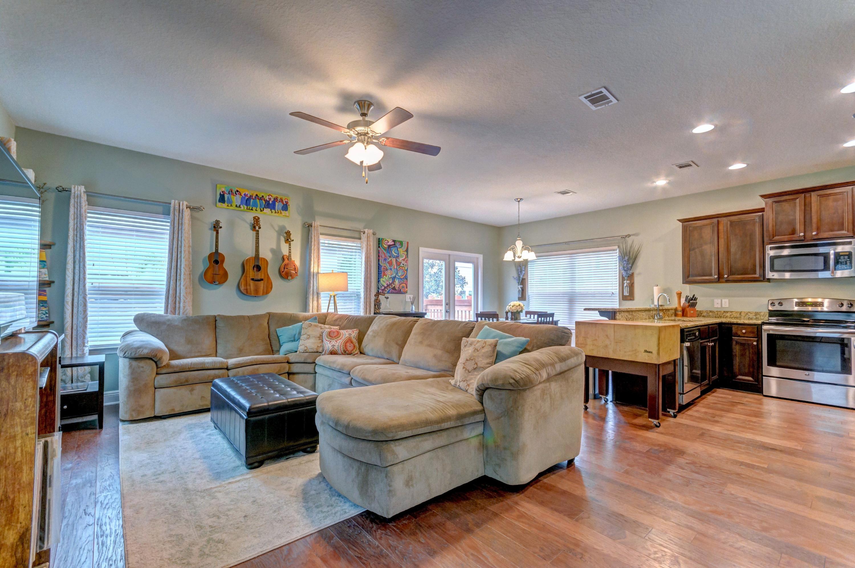 Mosaic Oaks - Residential