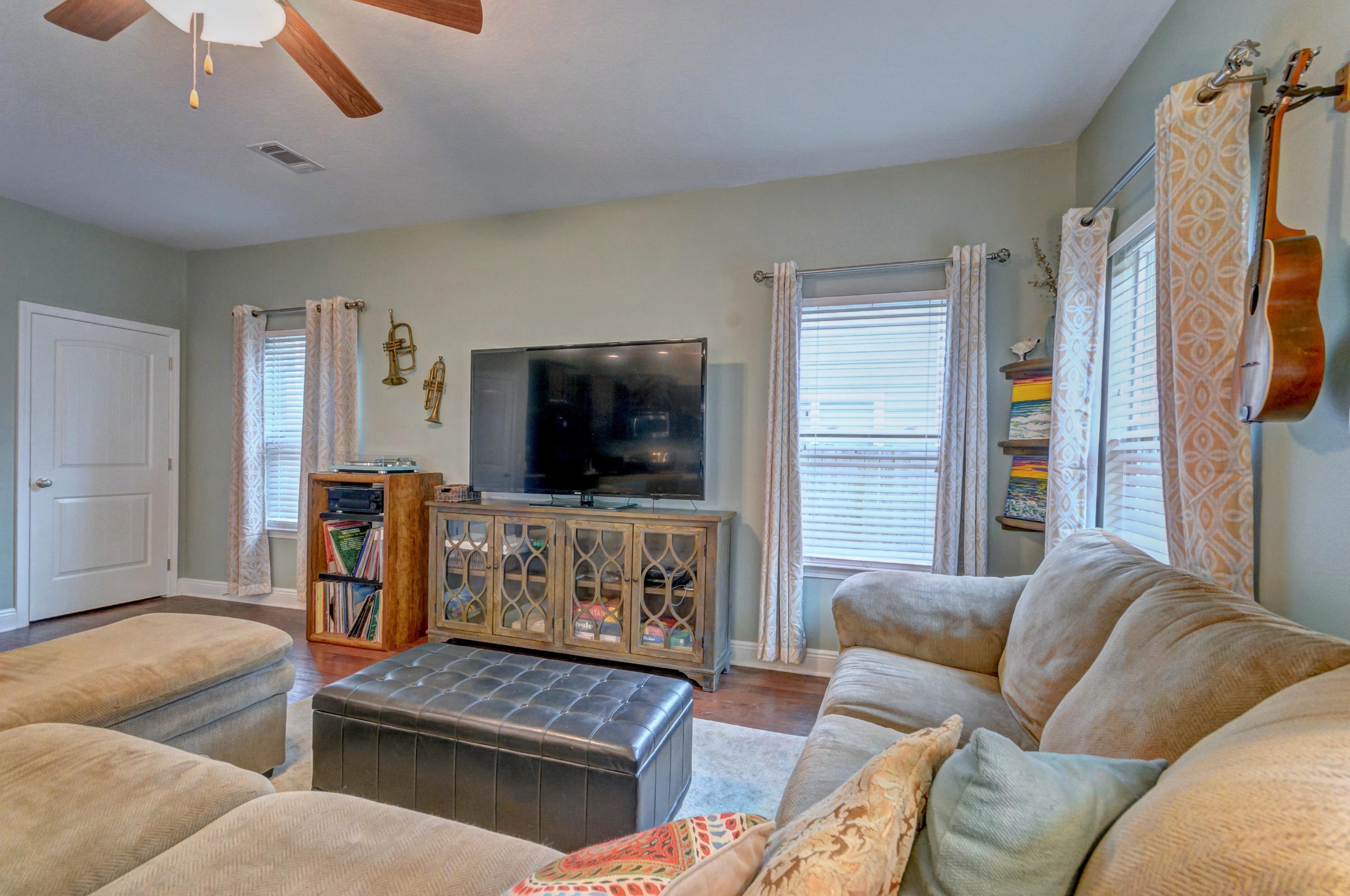 Mosaic Oaks - Residential