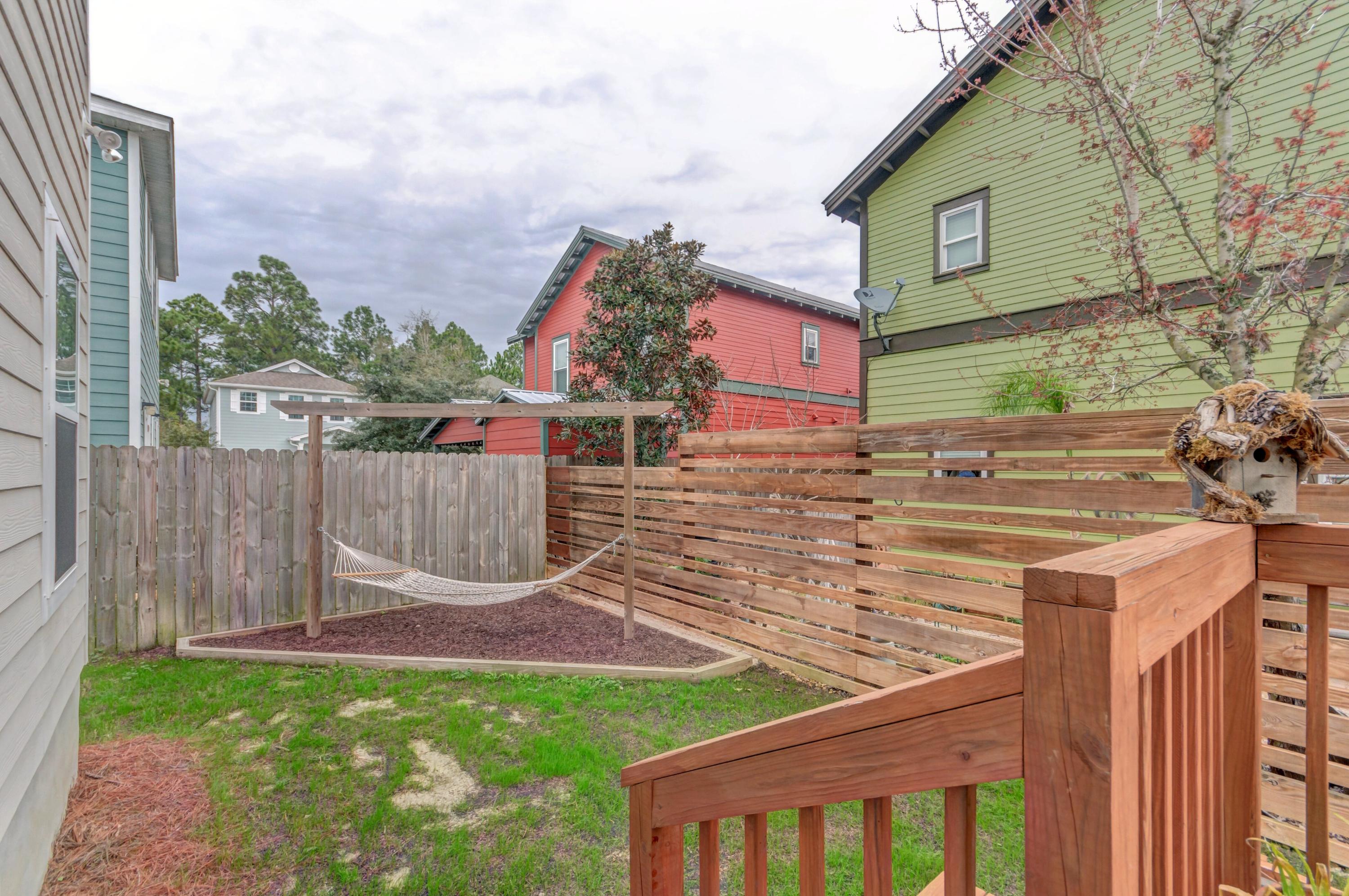 Mosaic Oaks - Residential