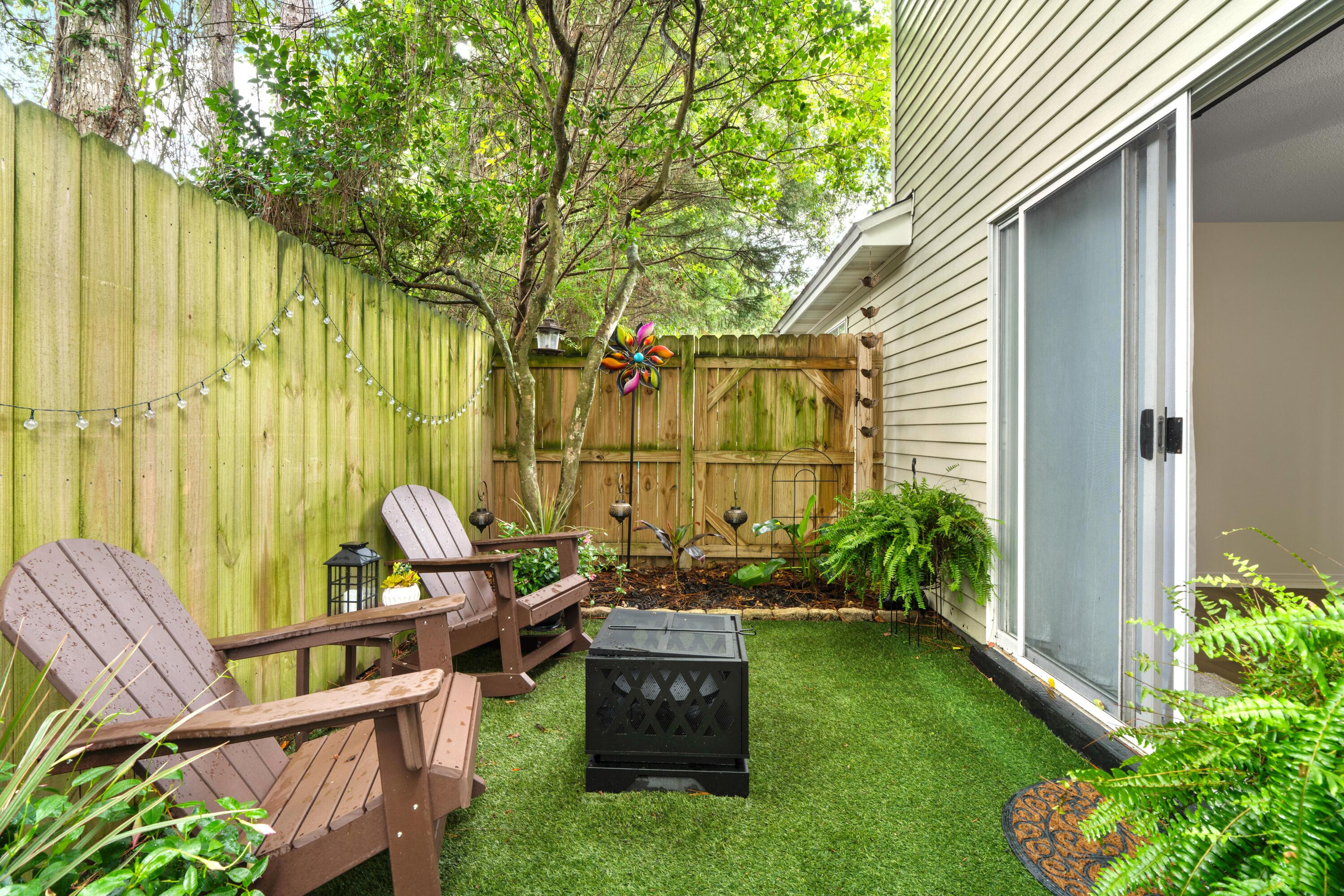 EMERALD GARDENS - Residential