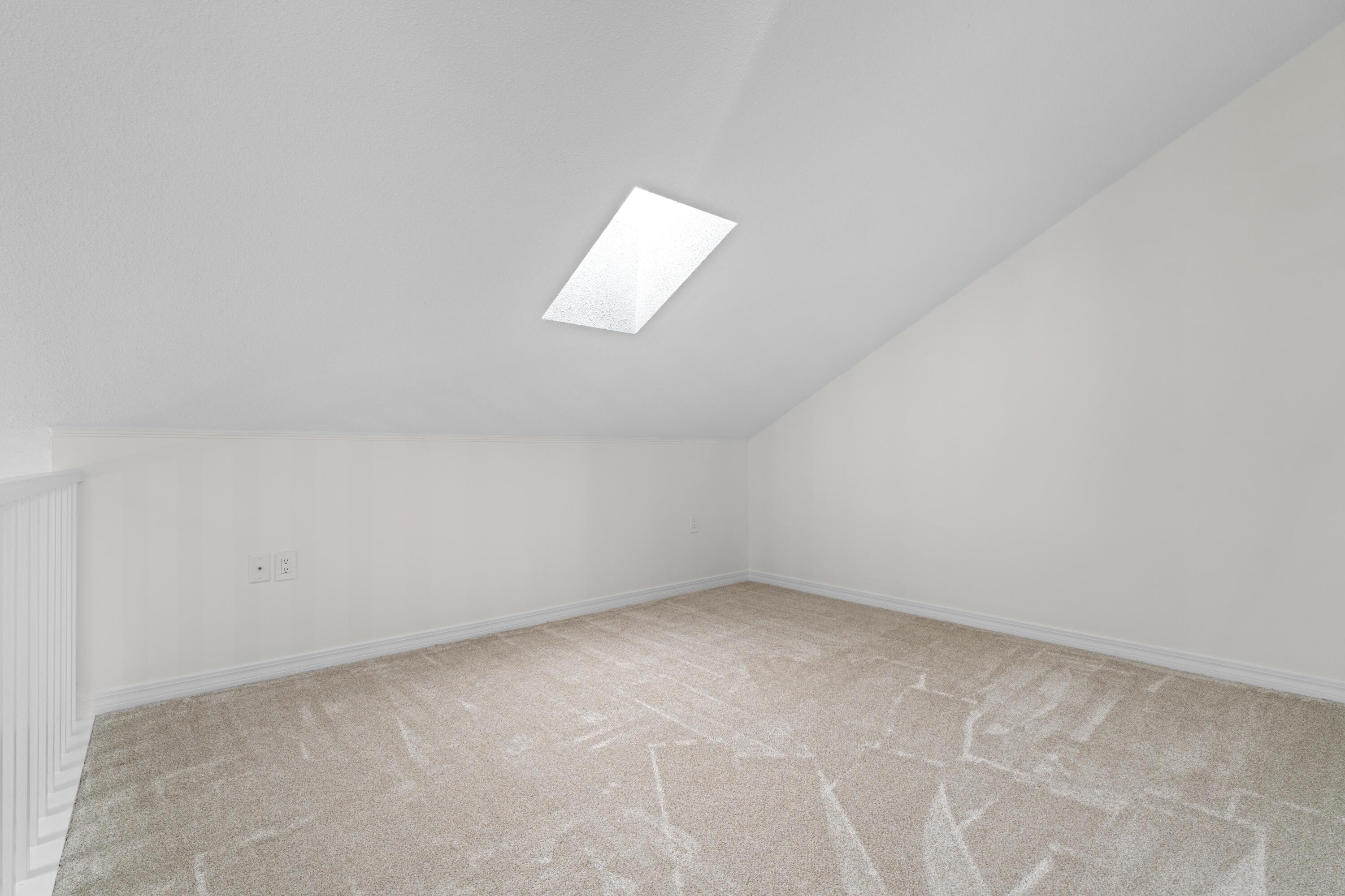 EMERALD GARDENS - Residential