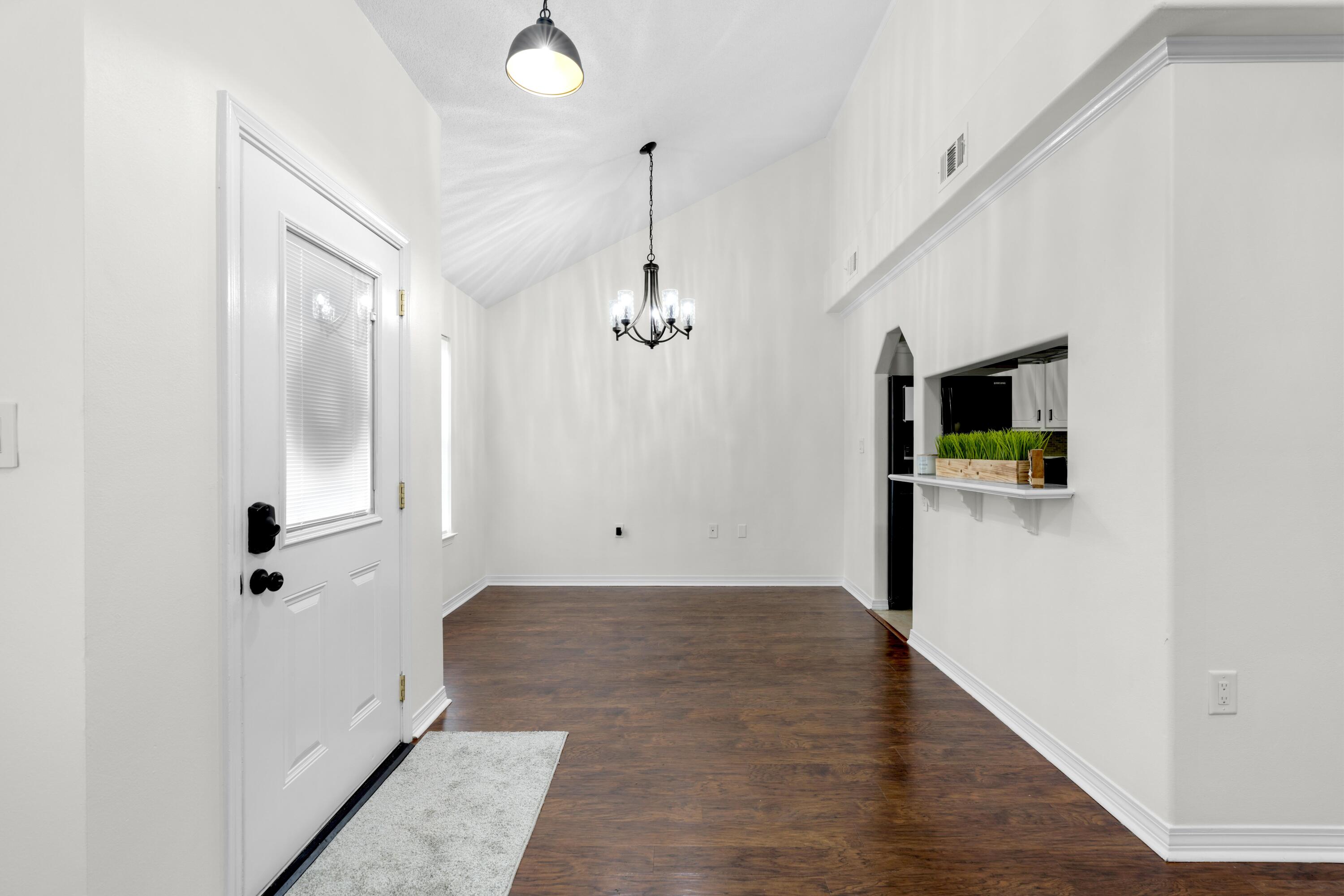 EMERALD GARDENS - Residential