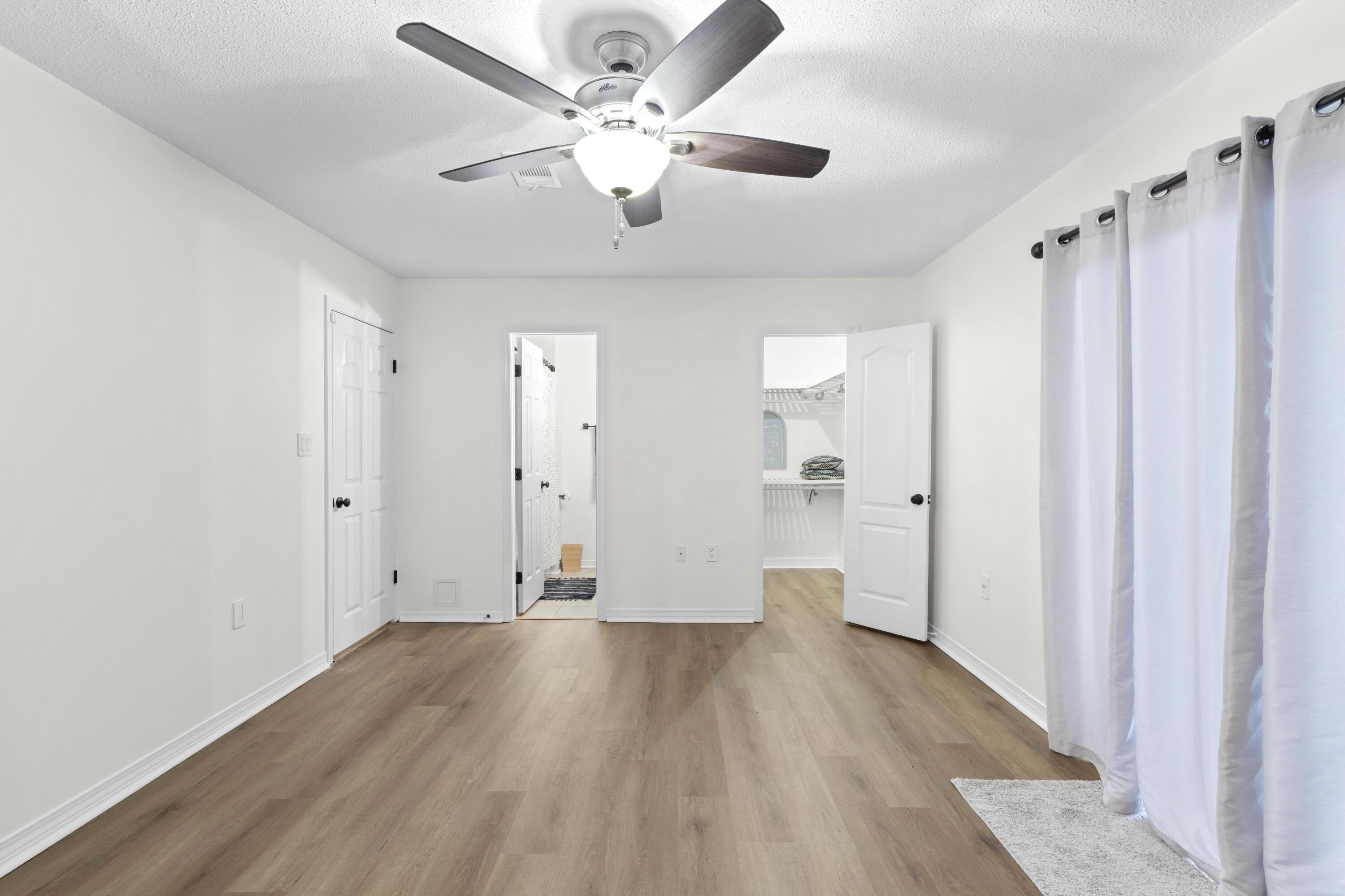 EMERALD GARDENS - Residential