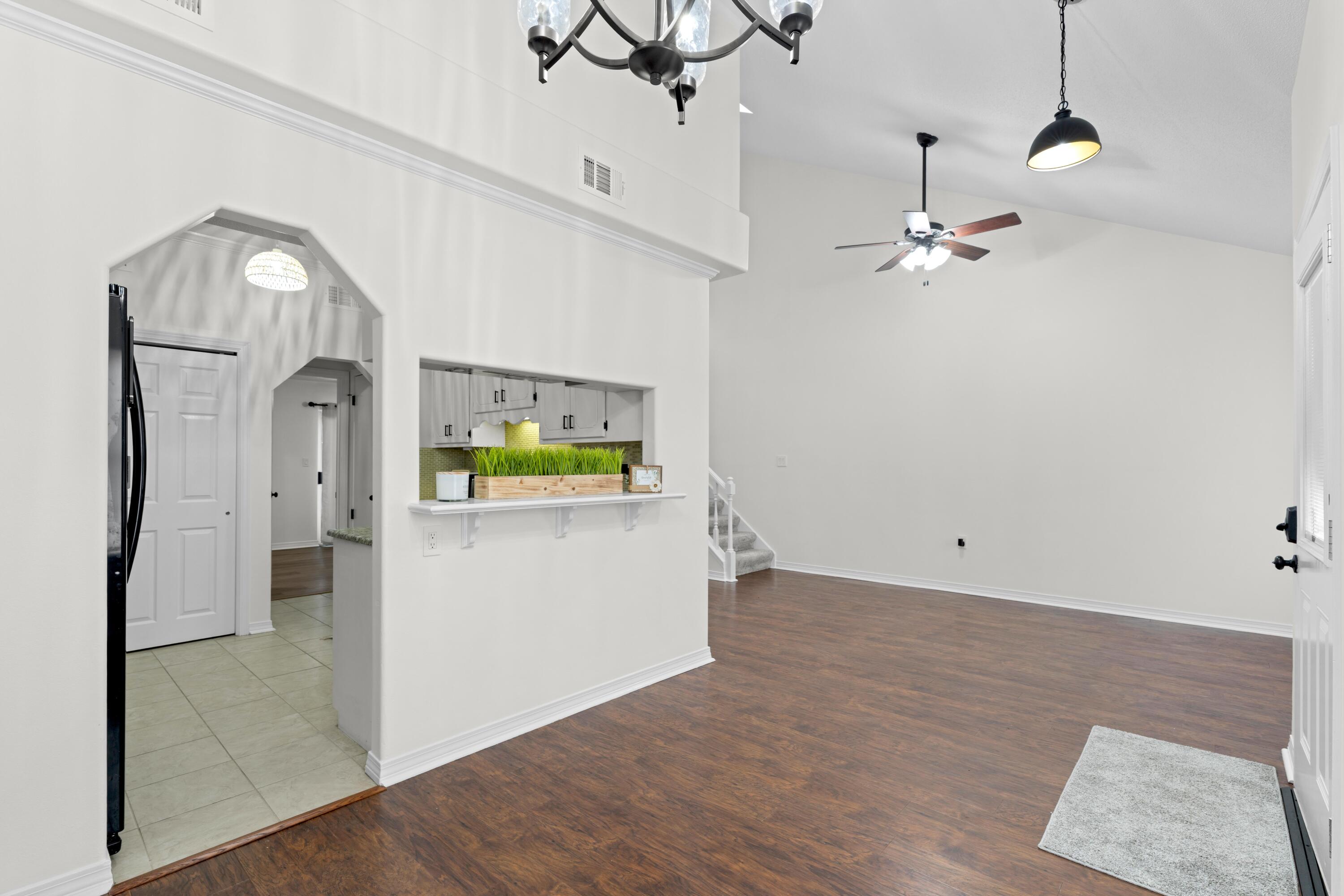 EMERALD GARDENS - Residential