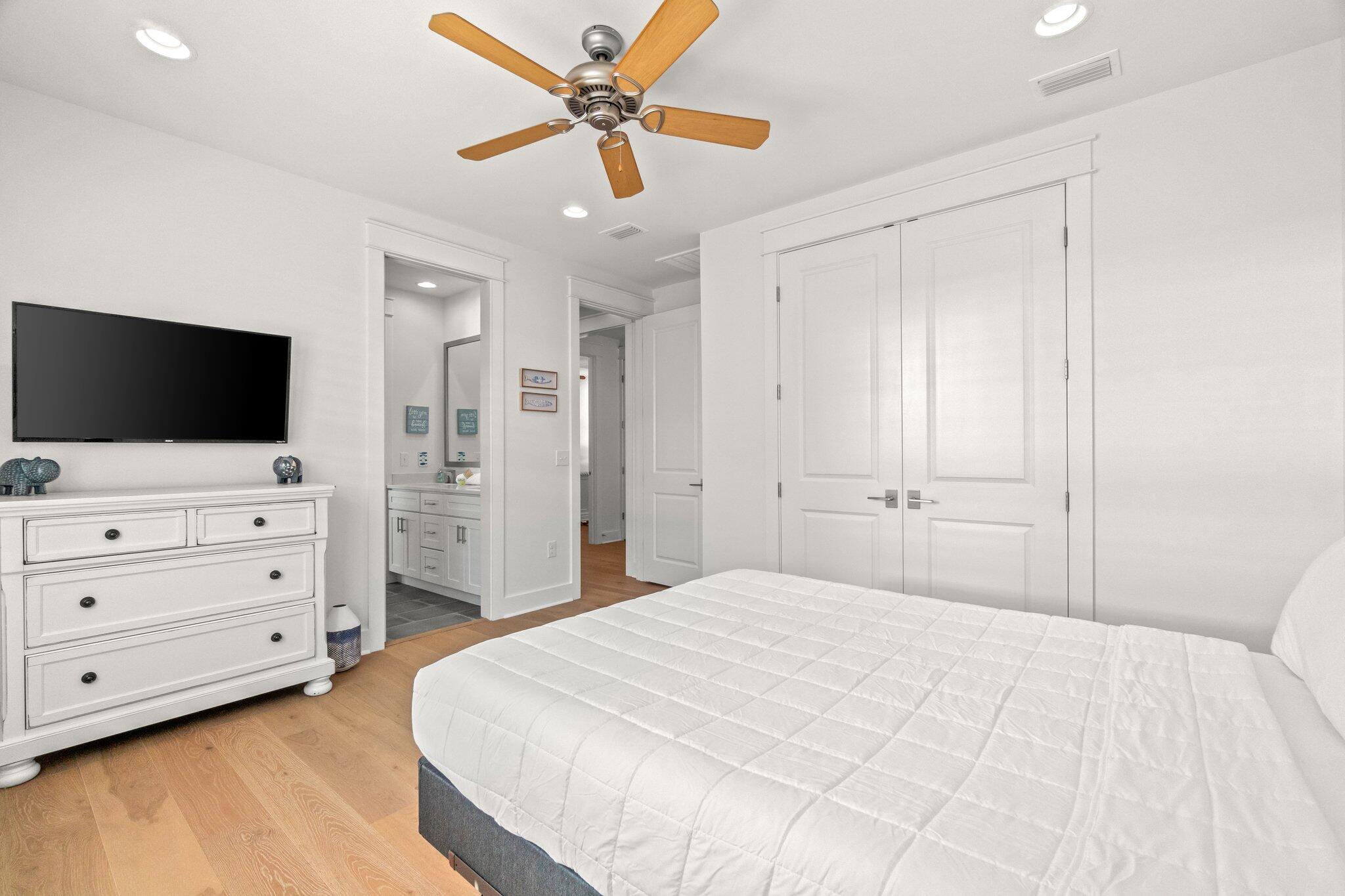 FRANGISTA BEACH 2ND ADDN - Residential