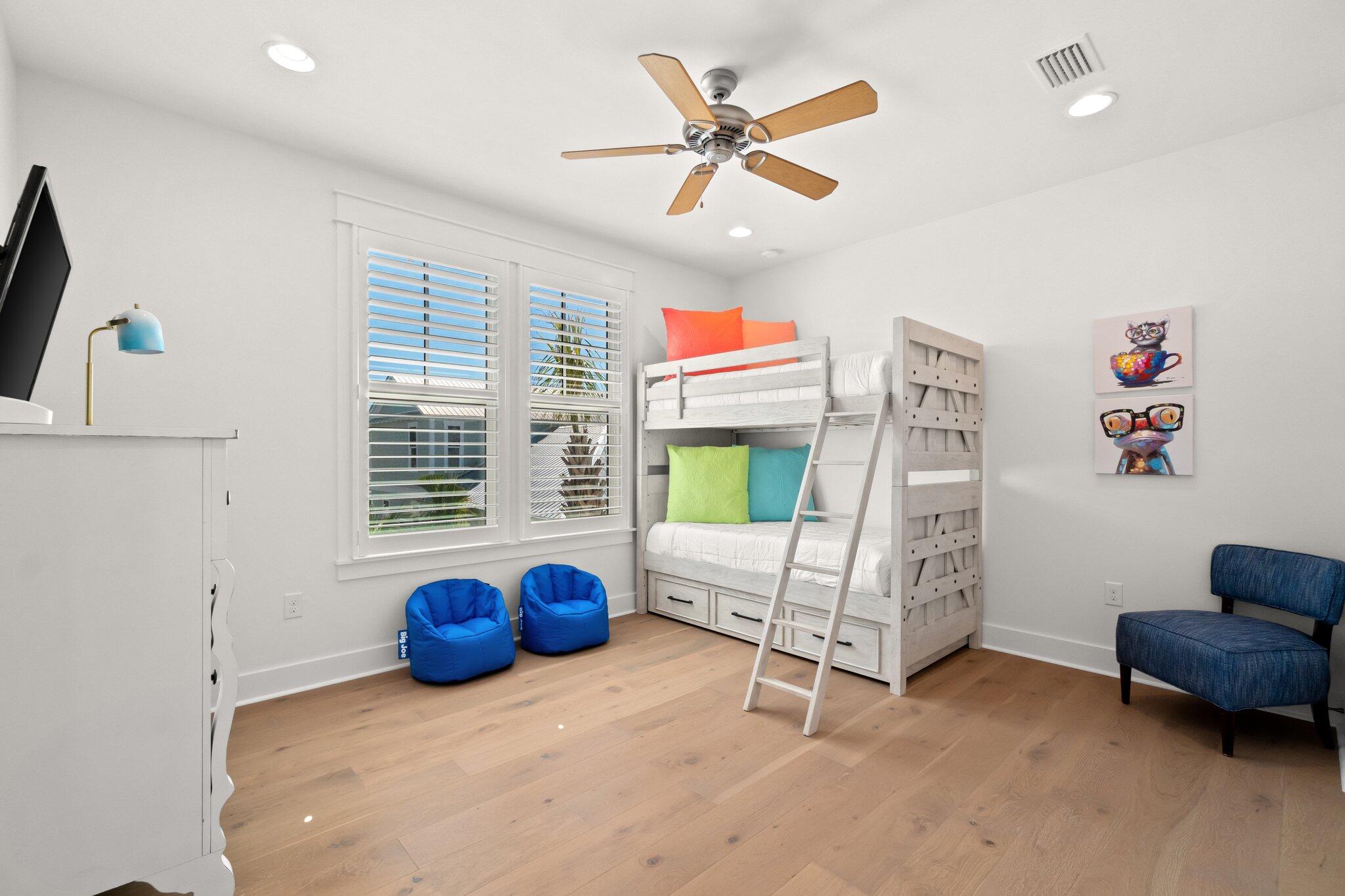 FRANGISTA BEACH 2ND ADDN - Residential