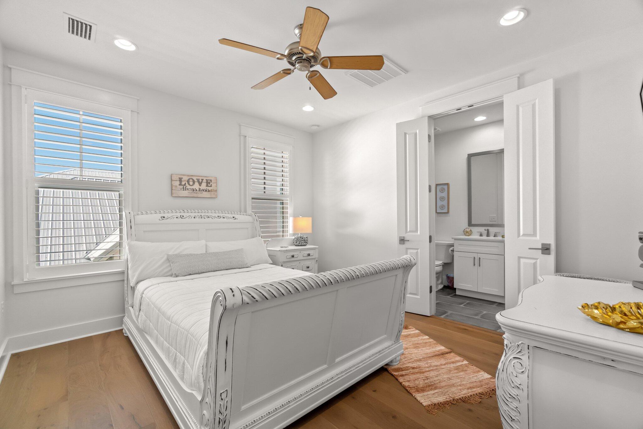 FRANGISTA BEACH 2ND ADDN - Residential