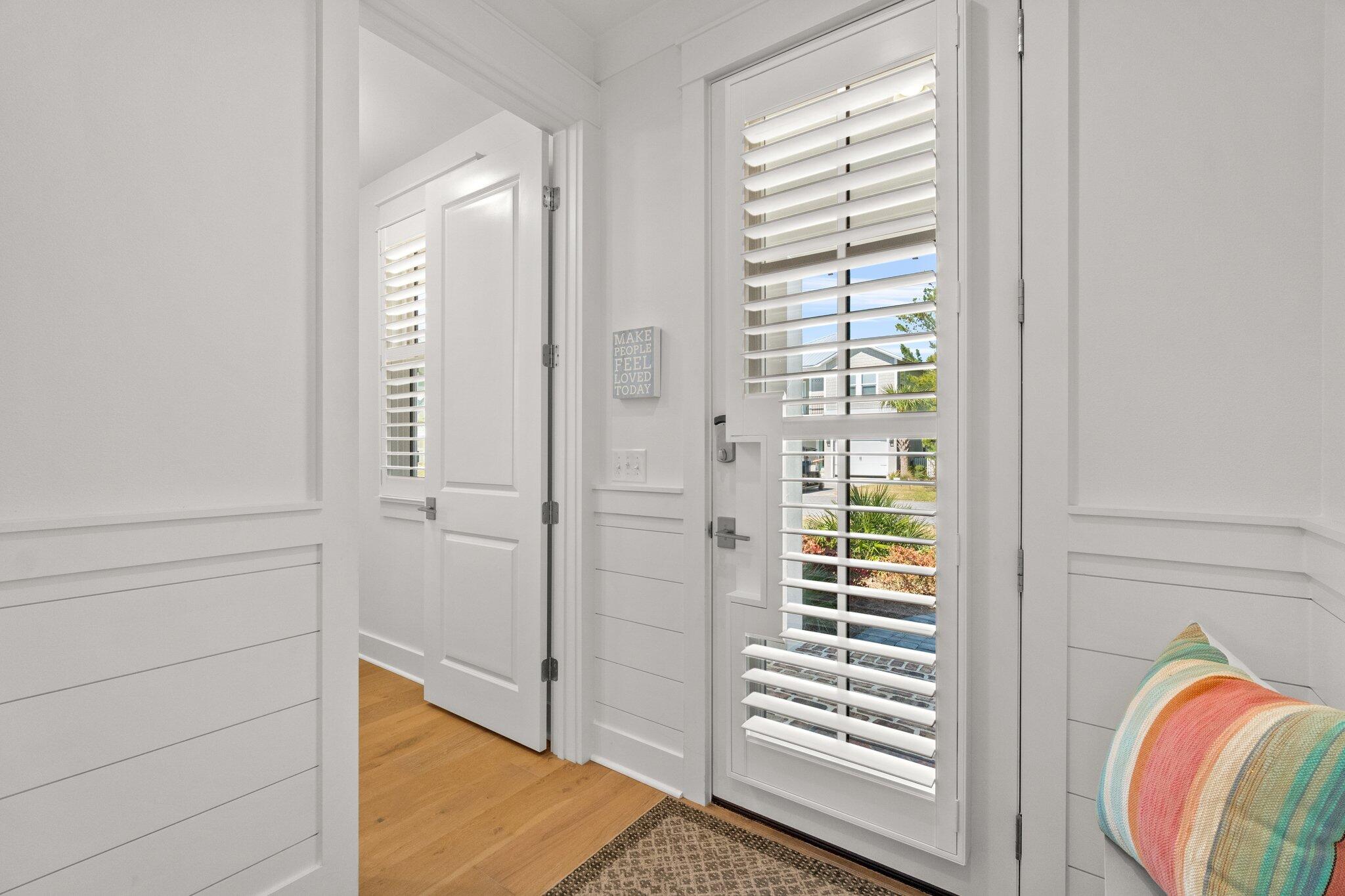 FRANGISTA BEACH 2ND ADDN - Residential