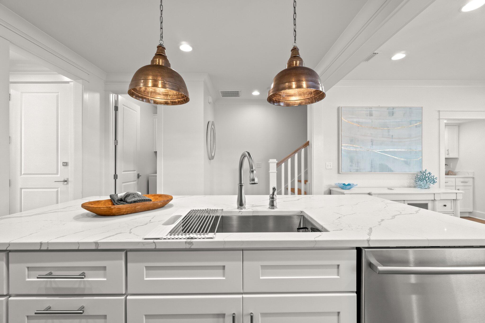 FRANGISTA BEACH 2ND ADDN - Residential