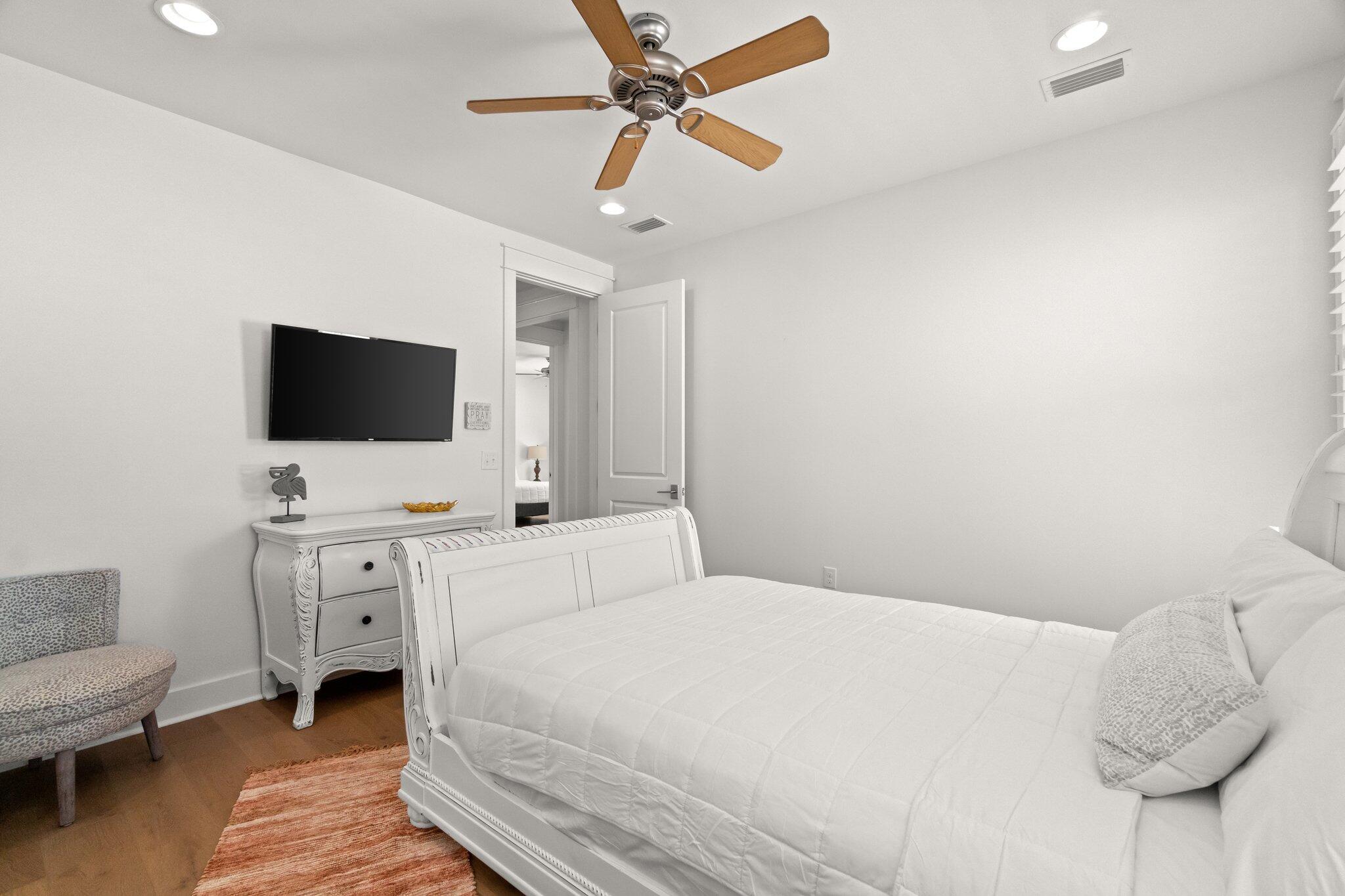 FRANGISTA BEACH 2ND ADDN - Residential