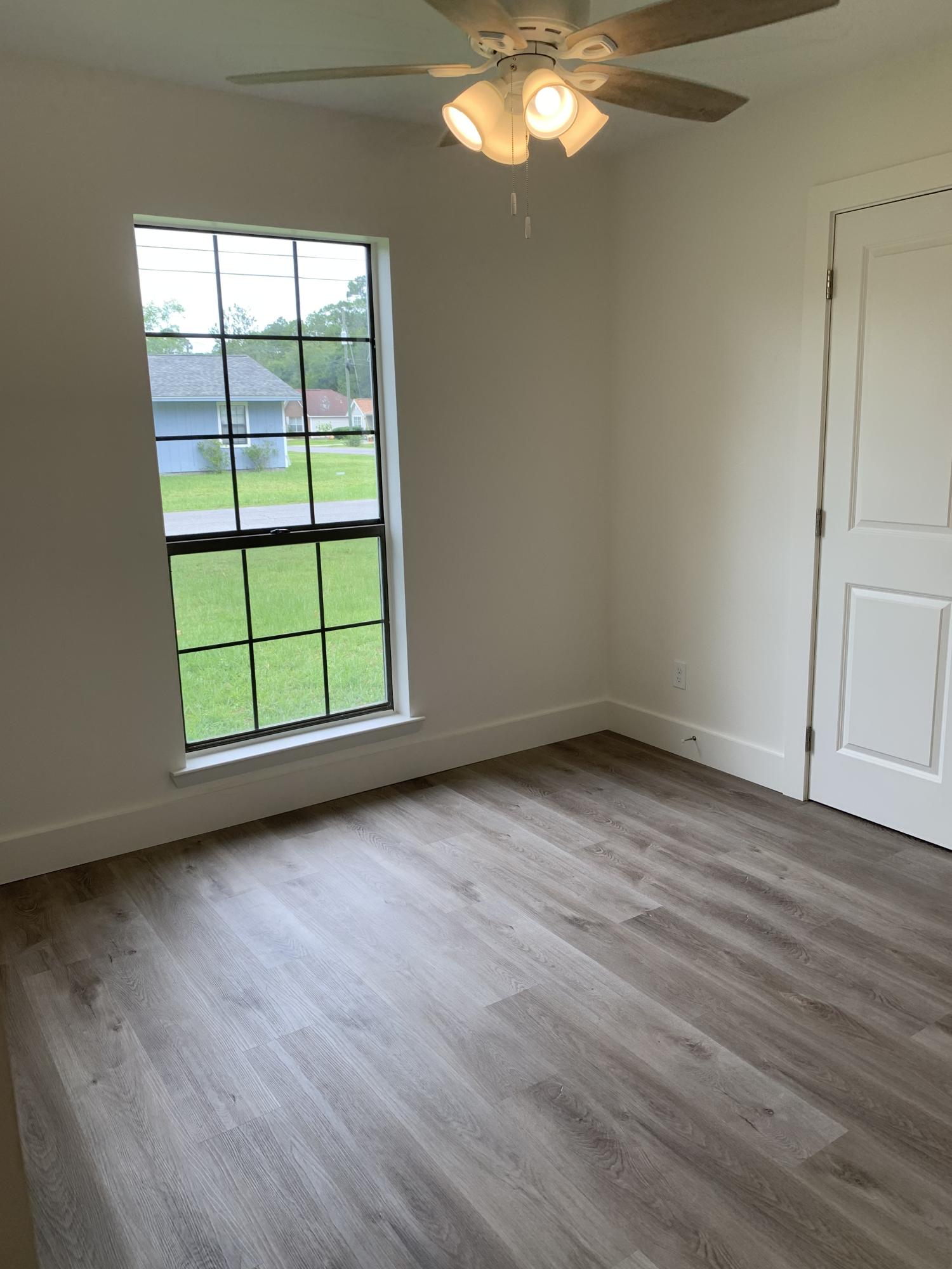 PINE MEADOWS 2ND ADDN - Residential Lease