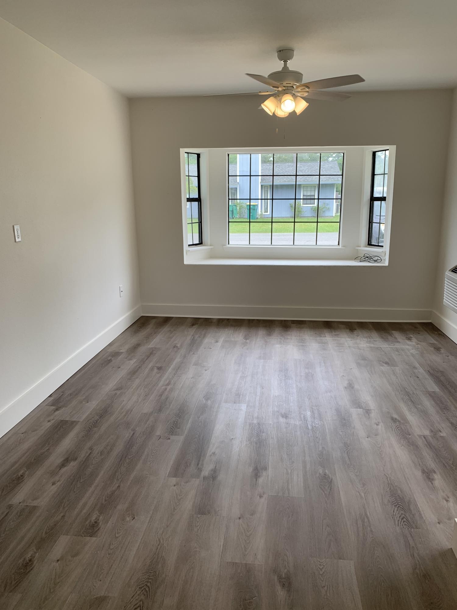 PINE MEADOWS 2ND ADDN - Residential Lease