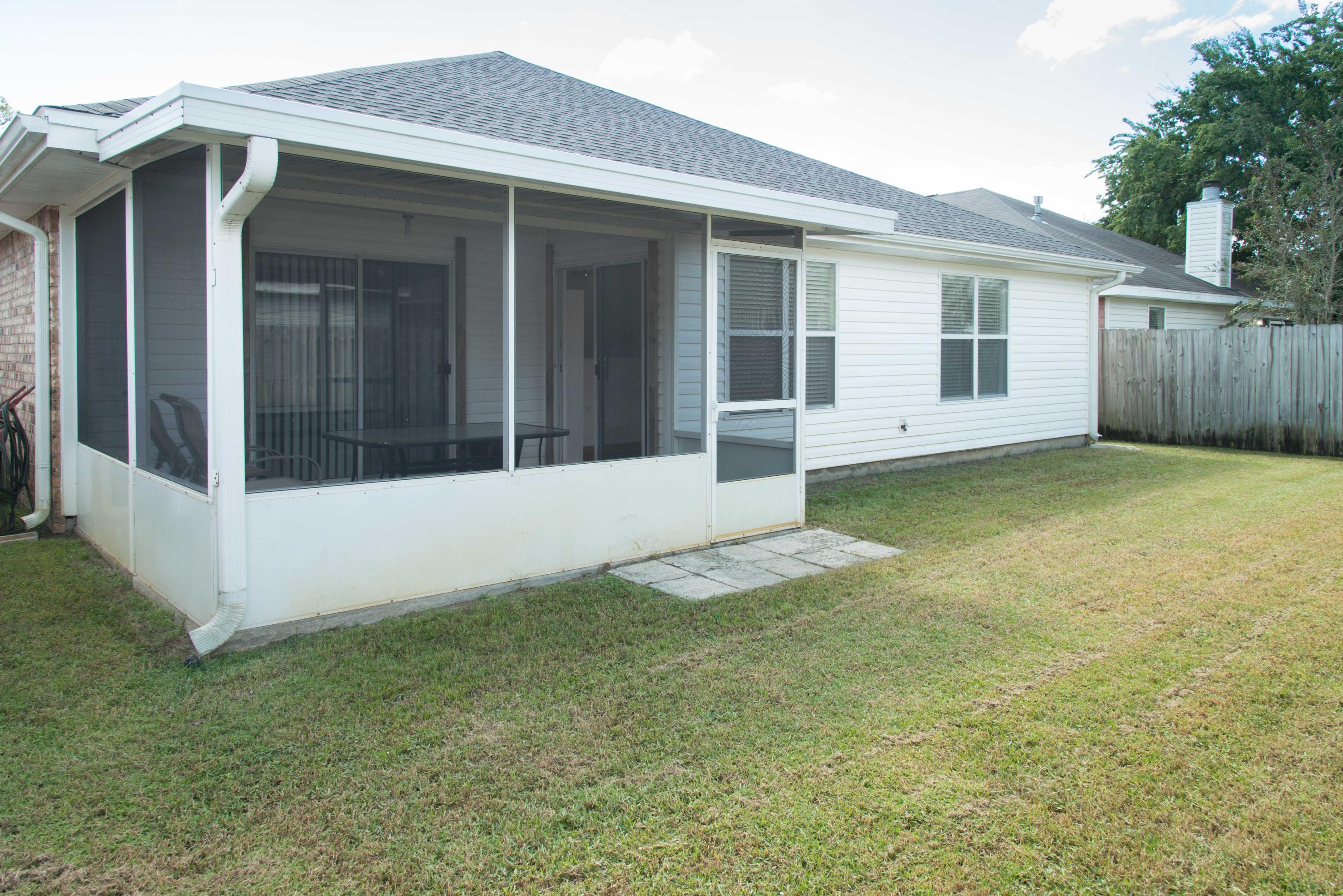 EMERALD VILLAGE S/D - Residential Lease