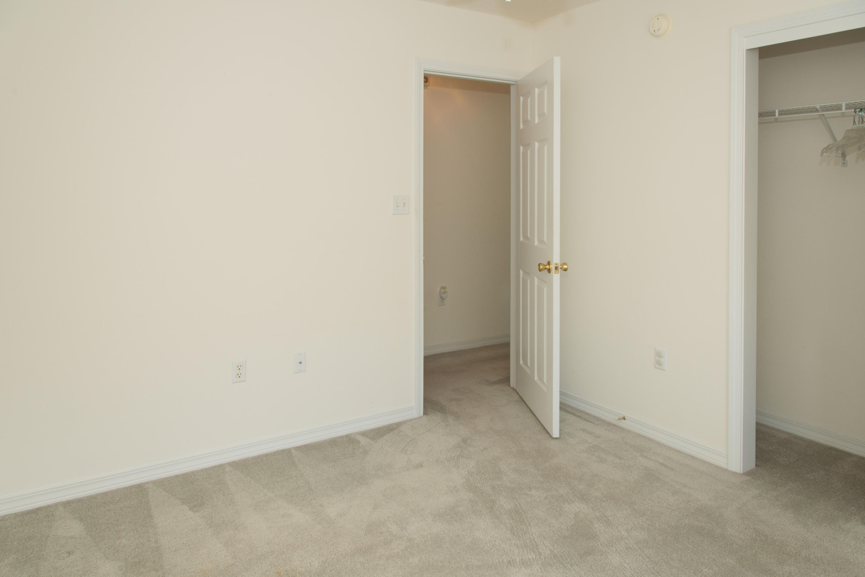 EMERALD VILLAGE S/D - Residential Lease