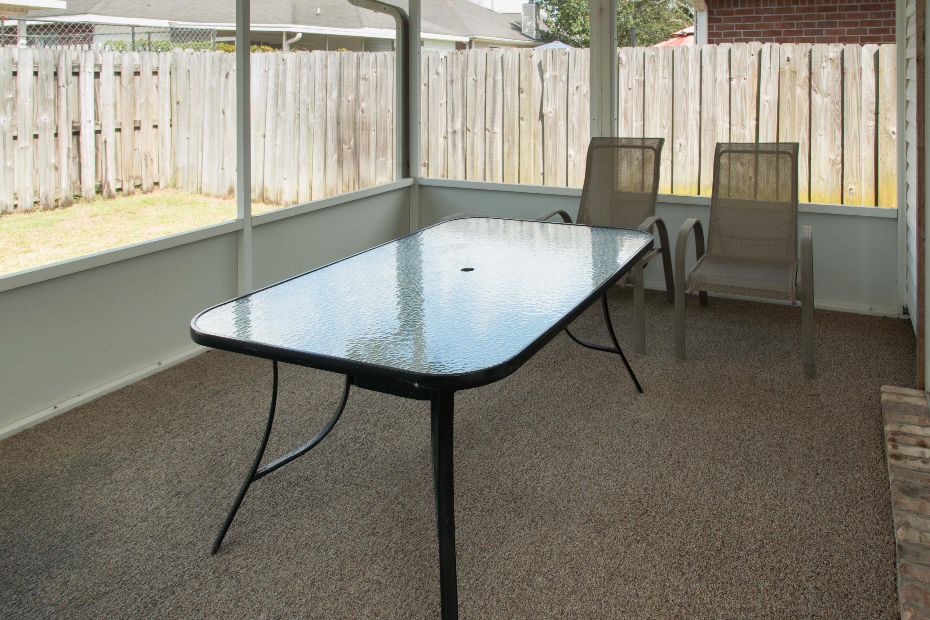 EMERALD VILLAGE S/D - Residential Lease