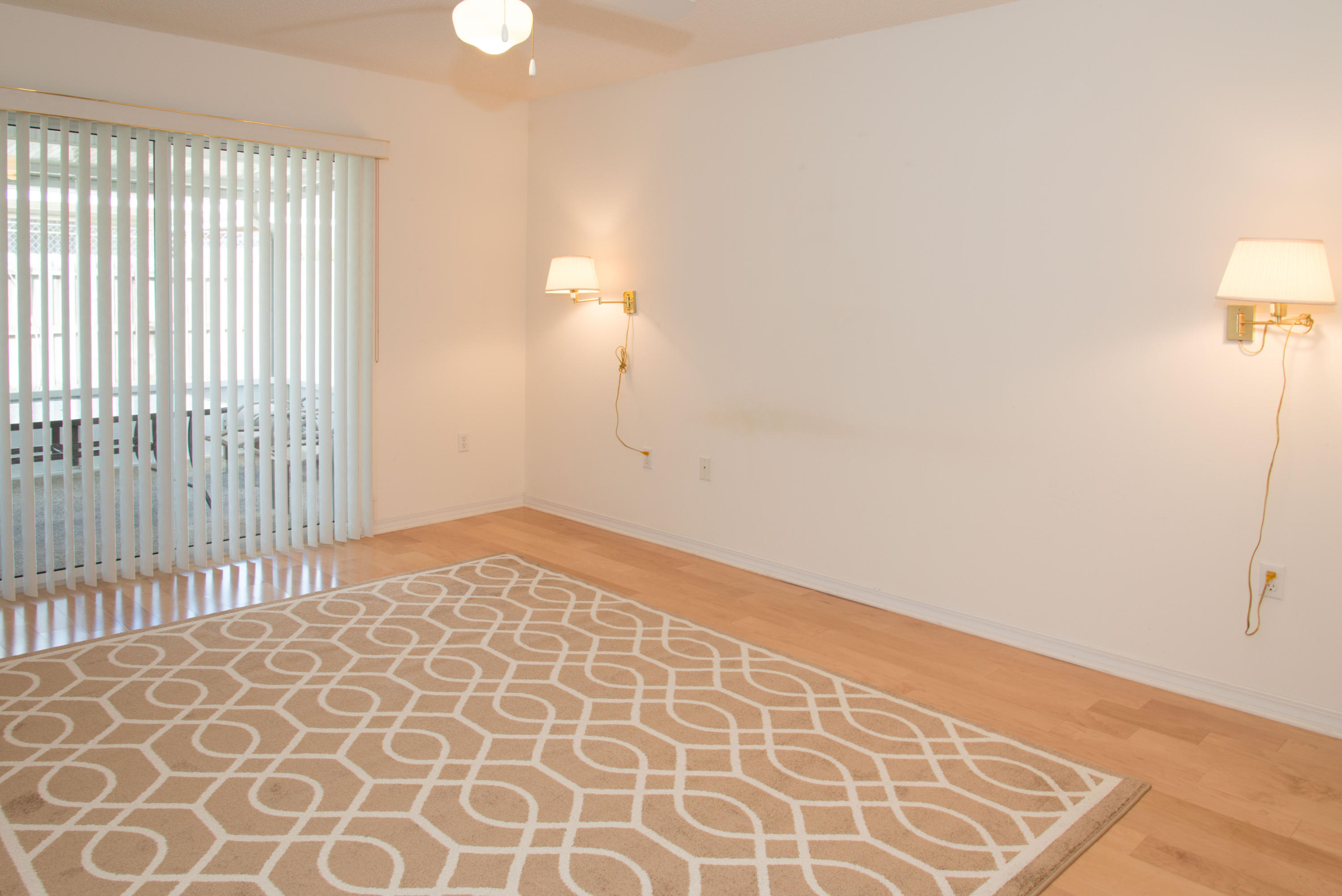 EMERALD VILLAGE S/D - Residential Lease