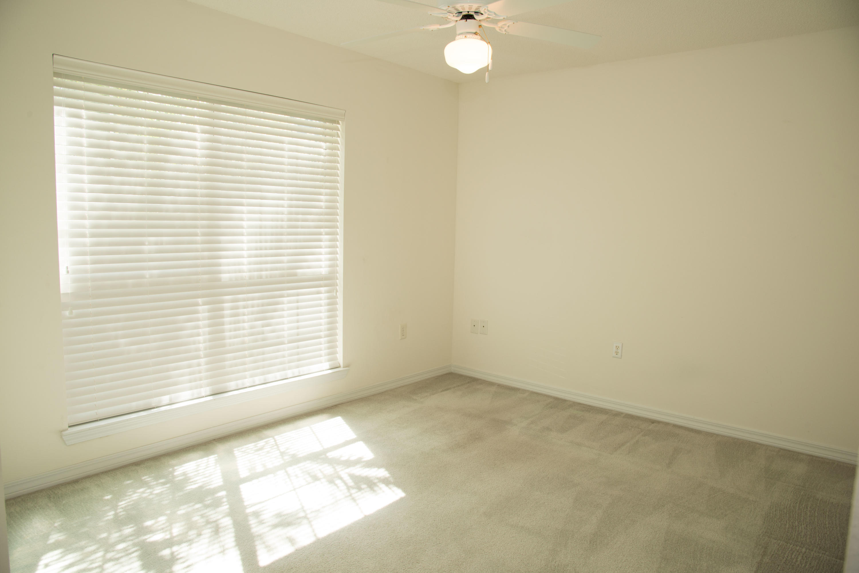 EMERALD VILLAGE S/D - Residential Lease