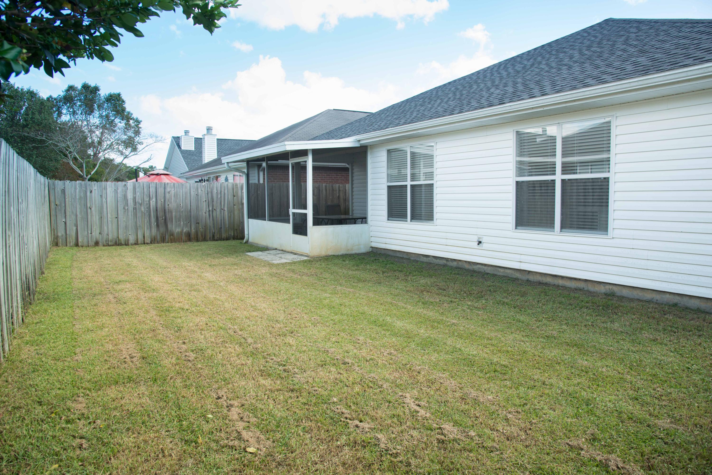 EMERALD VILLAGE S/D - Residential Lease