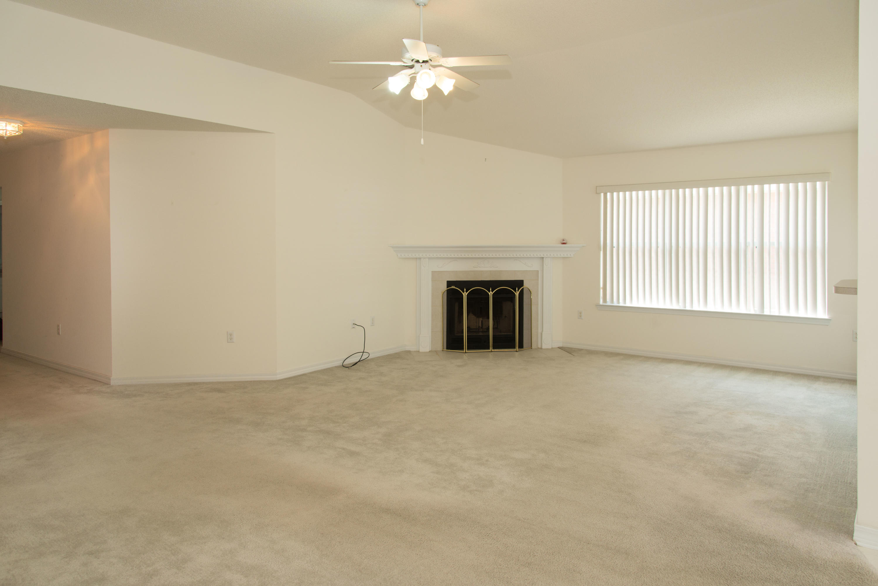 EMERALD VILLAGE S/D - Residential Lease