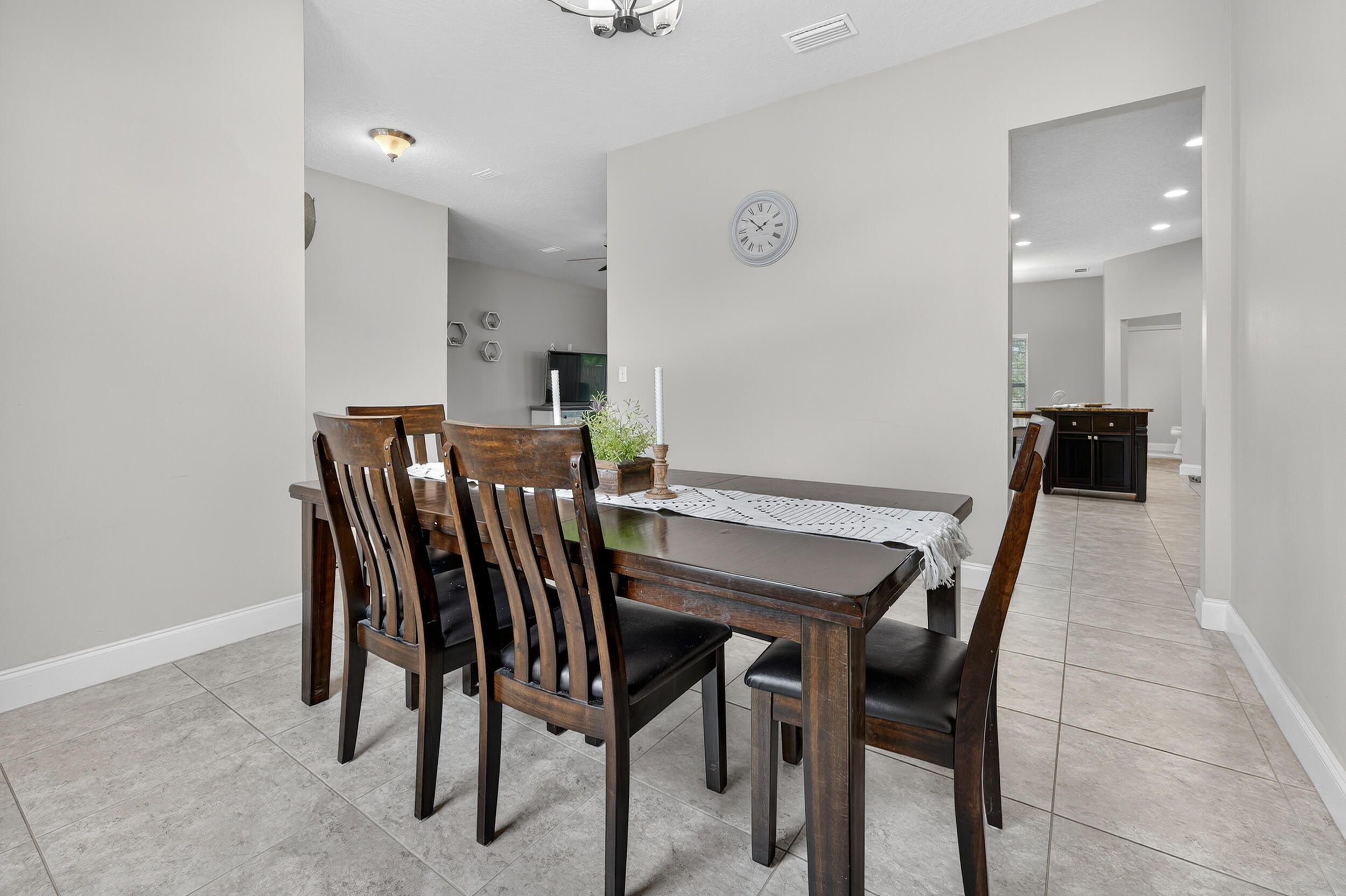 CHANAN ESTATES 1ST ADDN - Residential