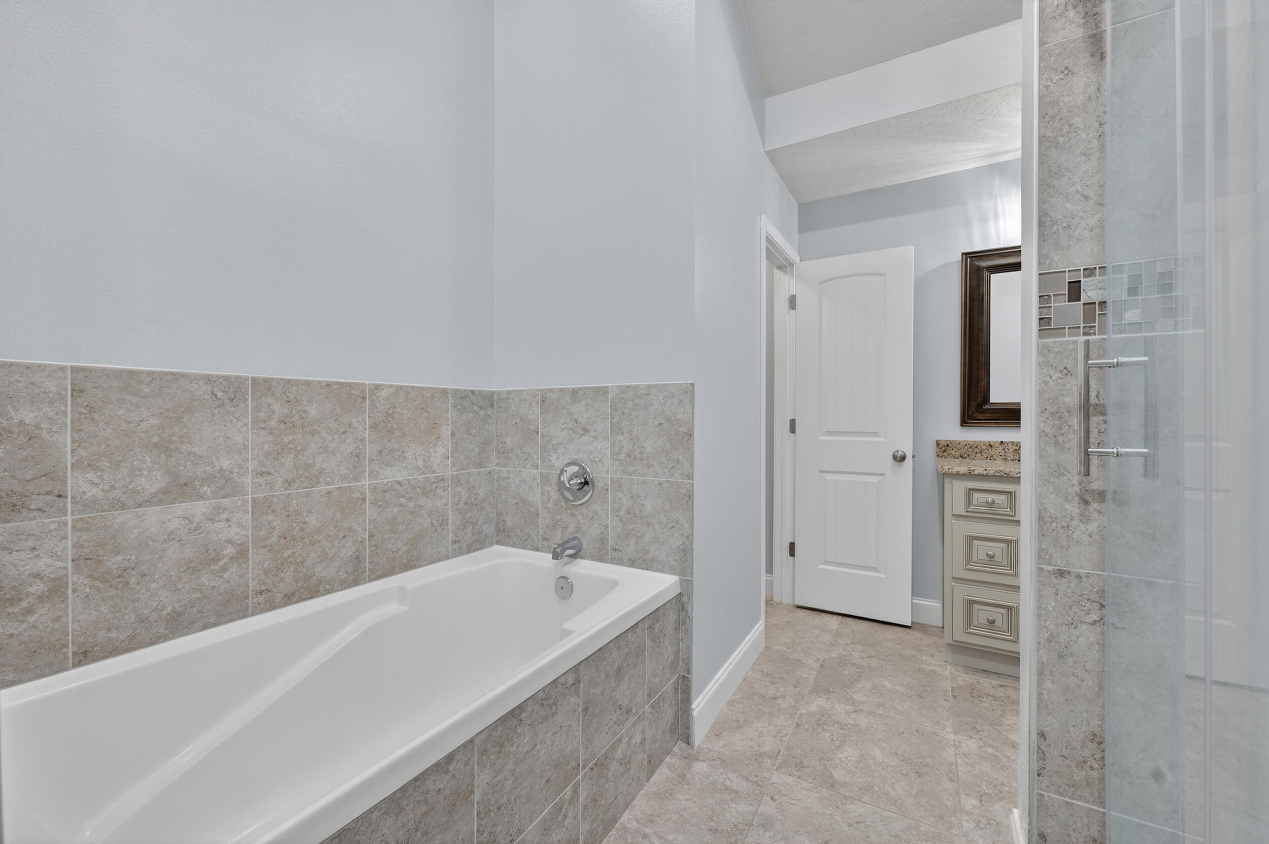 CHANAN ESTATES 1ST ADDN - Residential