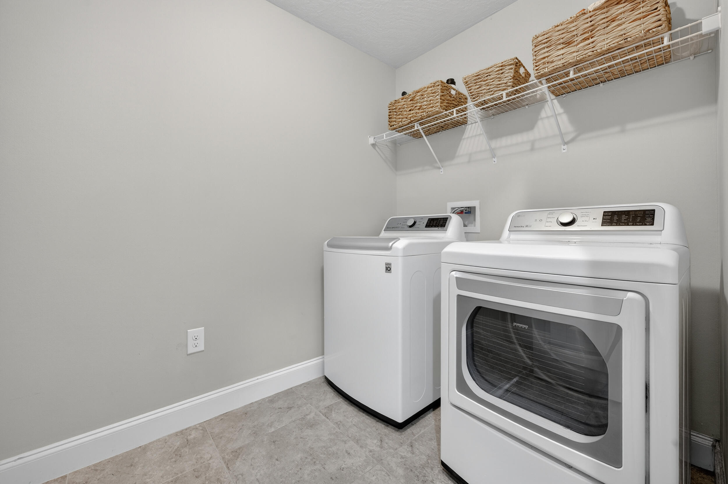 CHANAN ESTATES 1ST ADDN - Residential