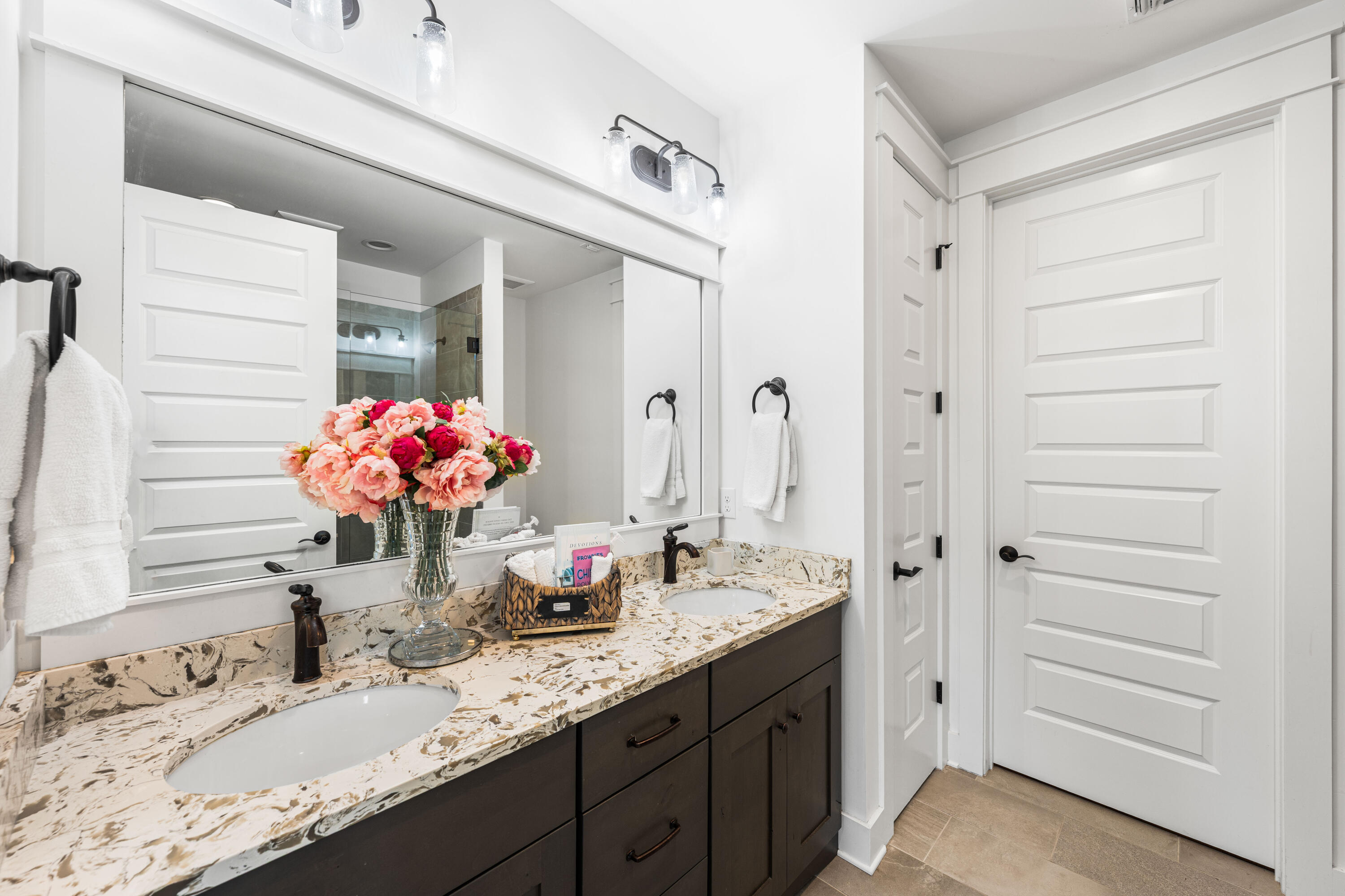 Ridgewalk - Residential