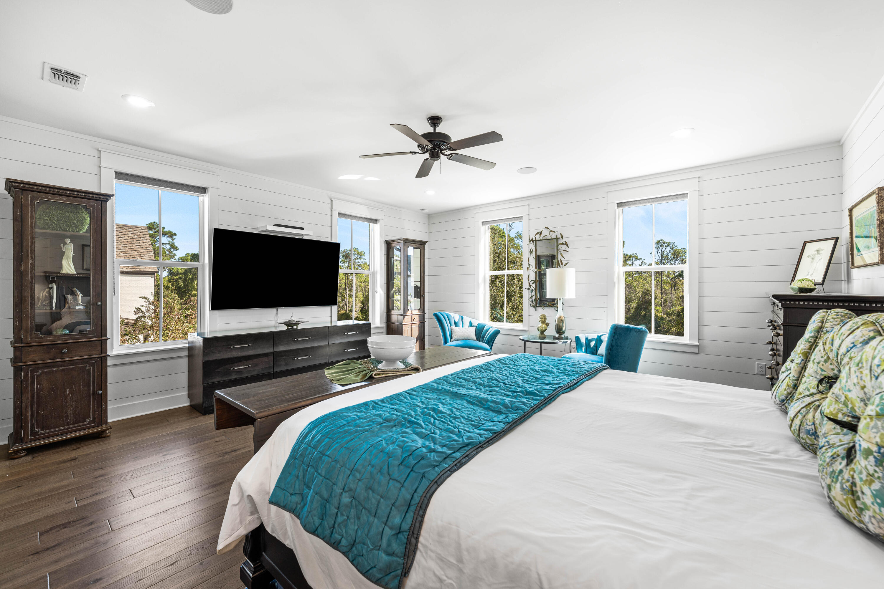 Ridgewalk - Residential