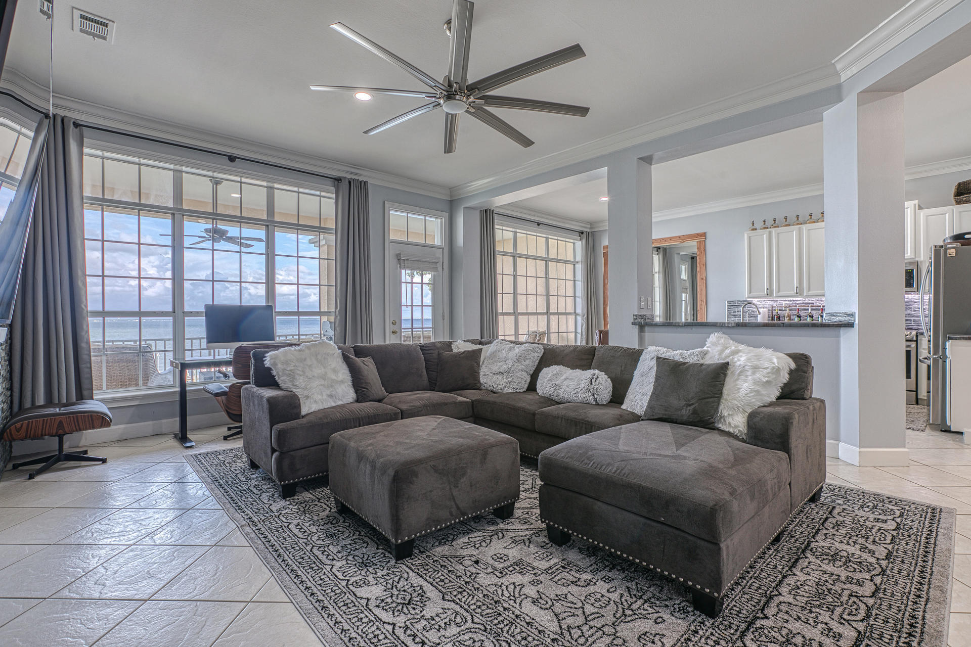 OAK HARBOUR CONDO - Residential
