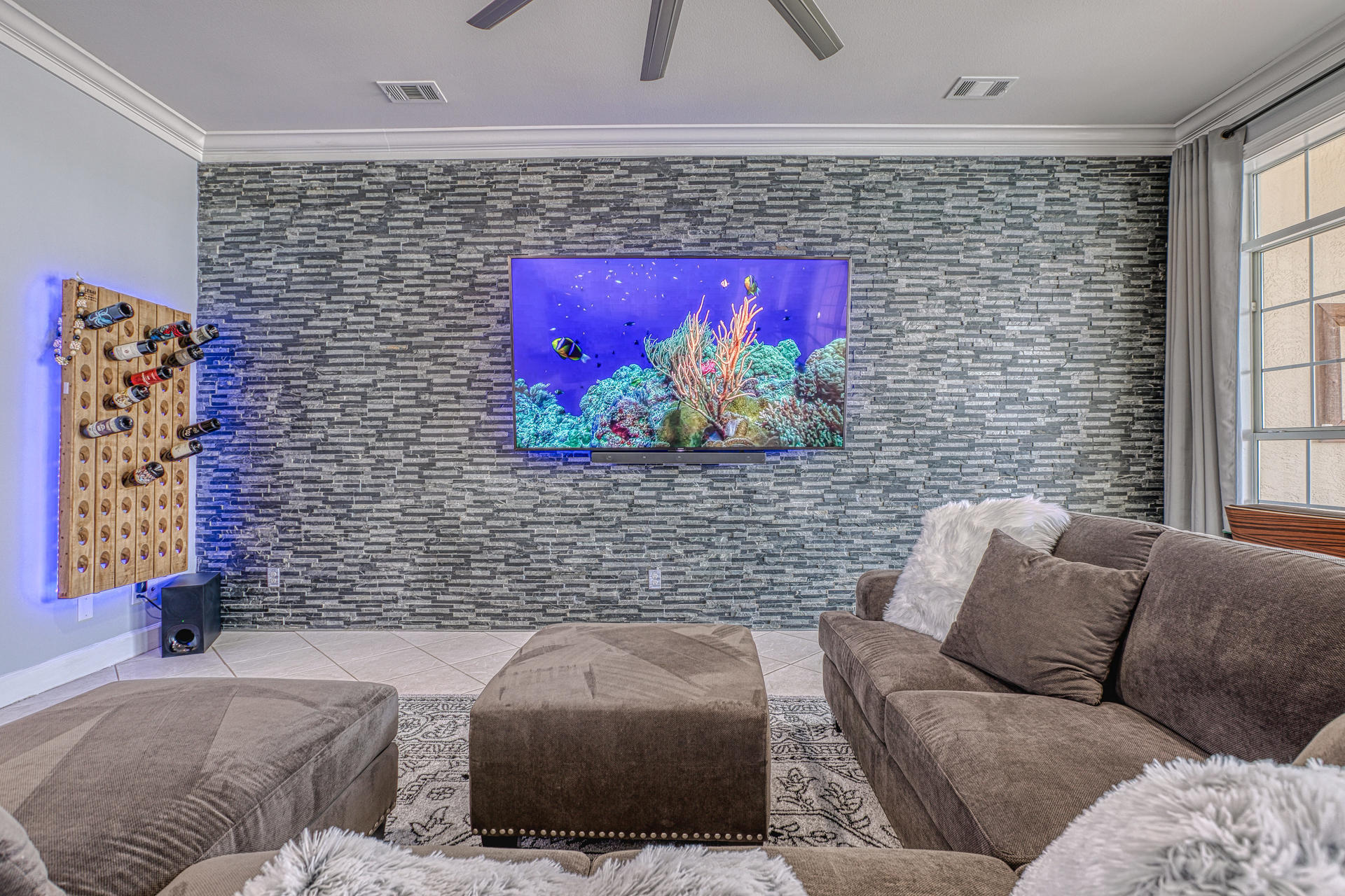 OAK HARBOUR CONDO - Residential