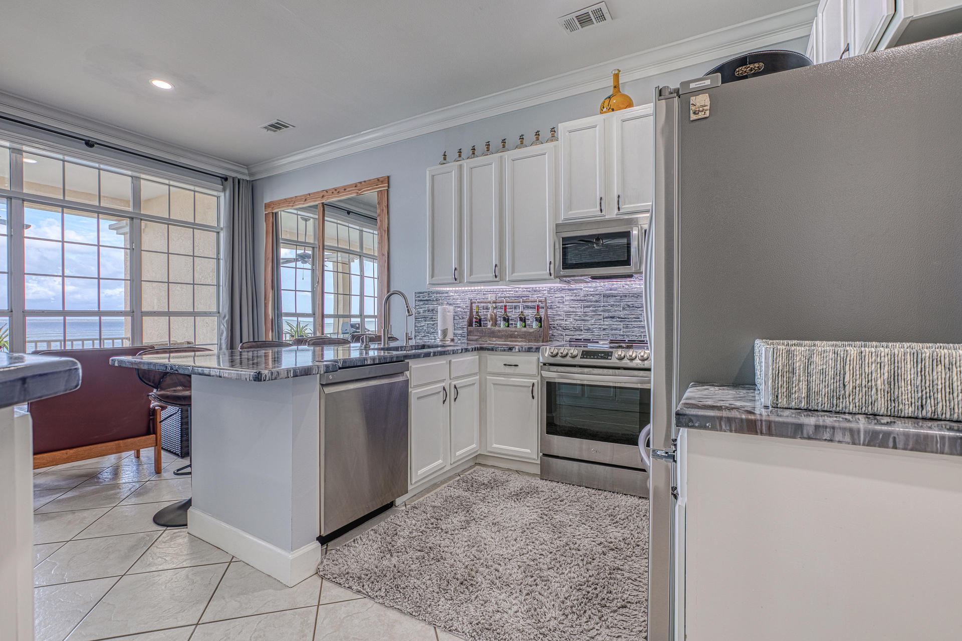 OAK HARBOUR CONDO - Residential
