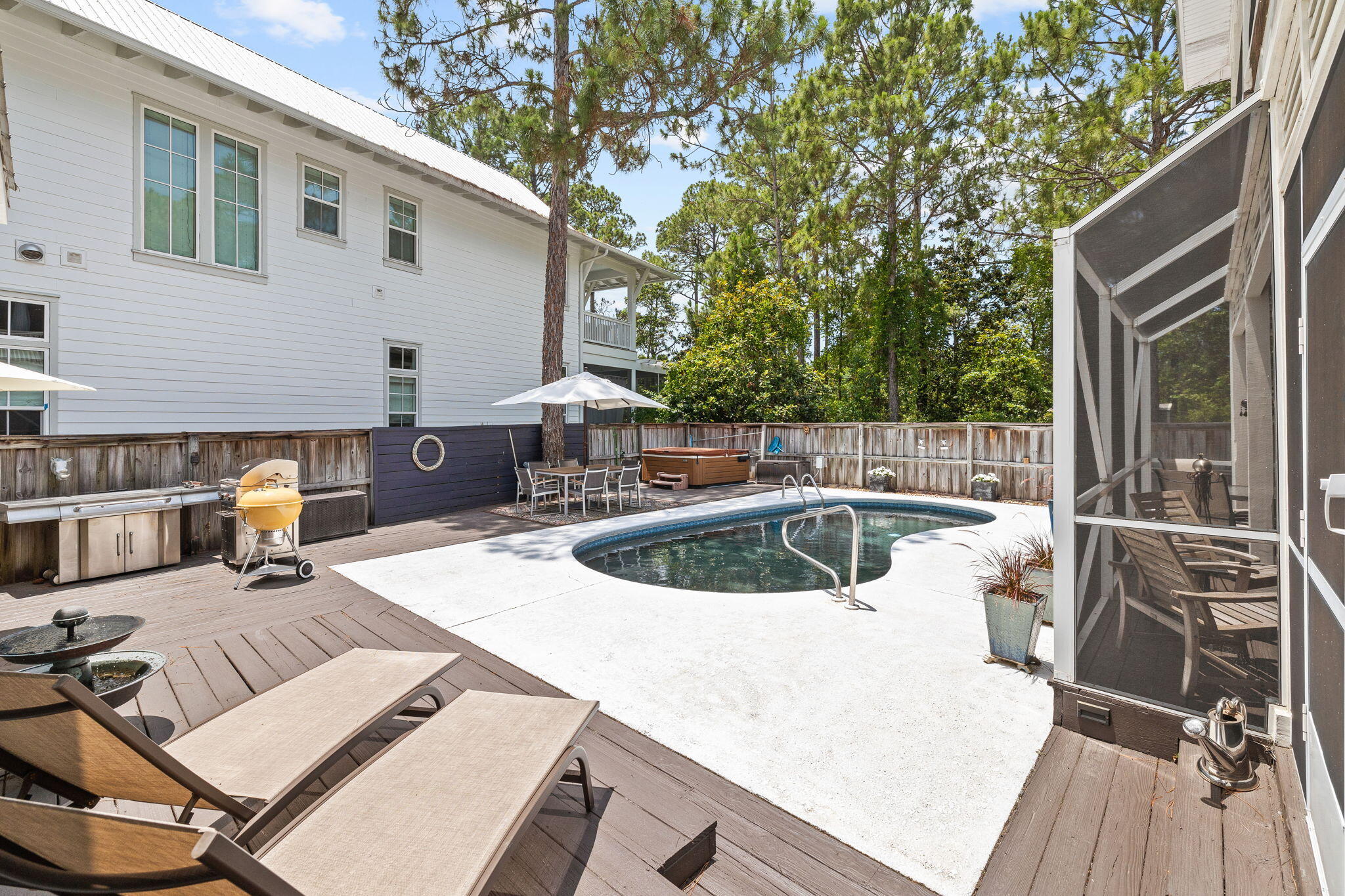 SUGARWOOD - Residential