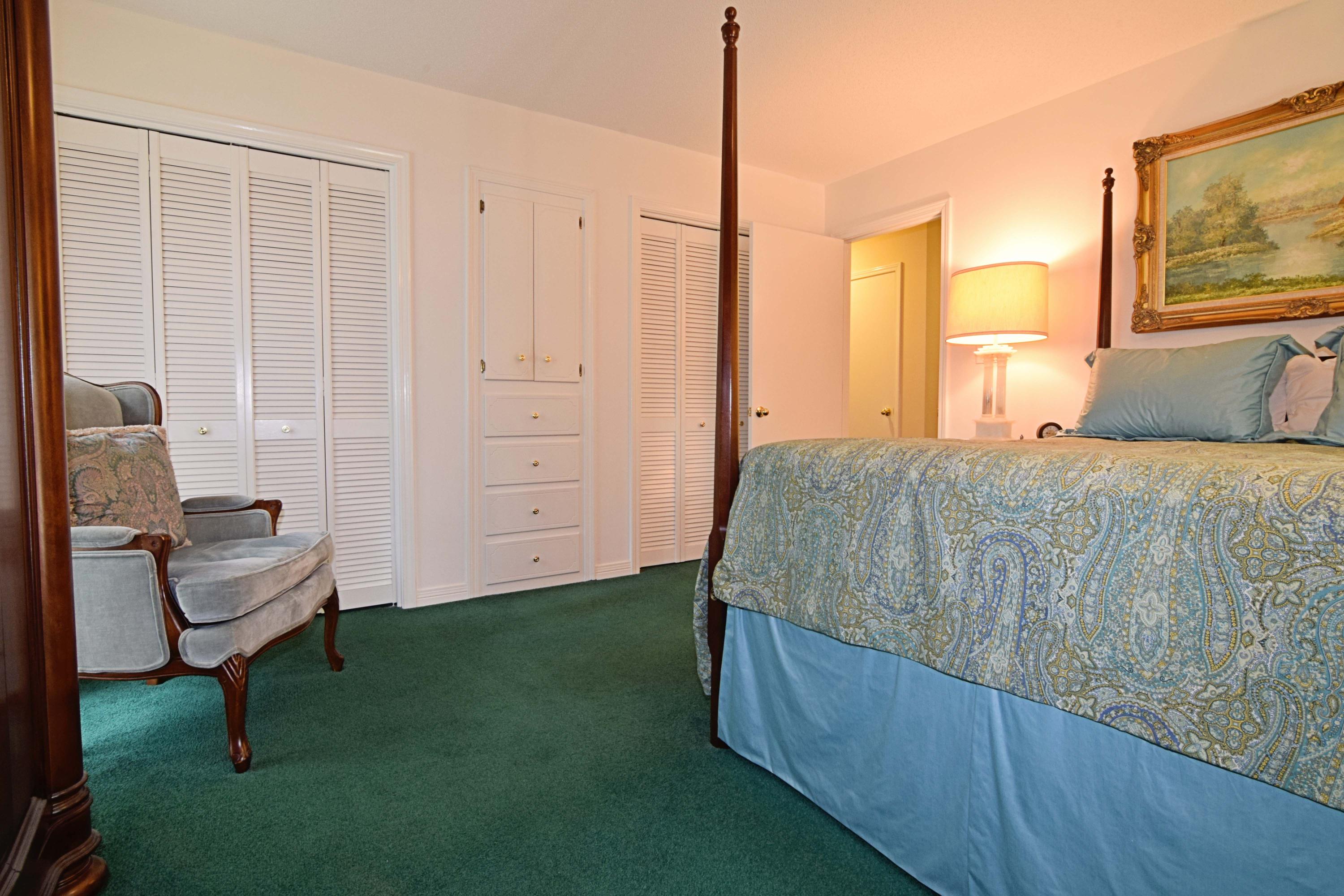 DANA POINTE - Residential