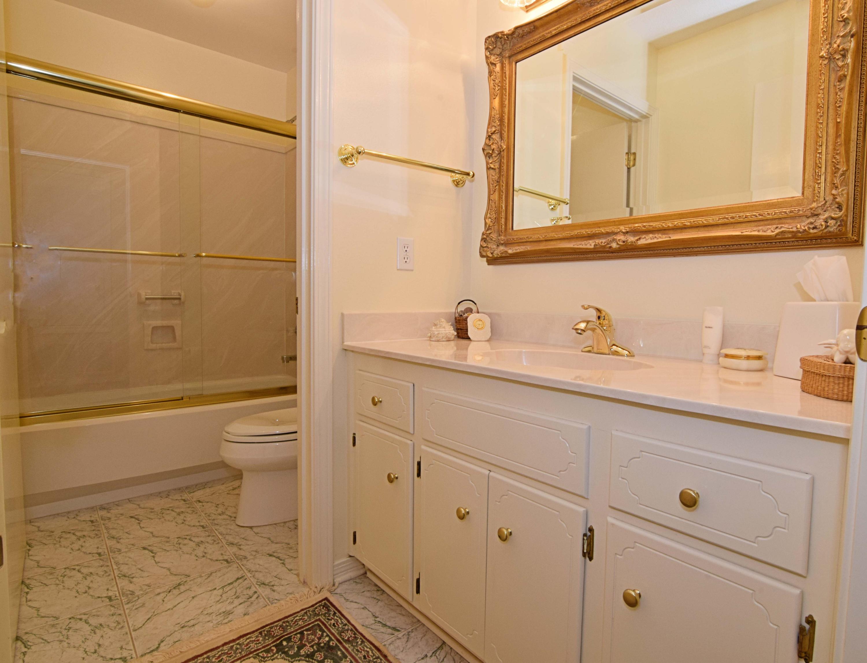 DANA POINTE - Residential