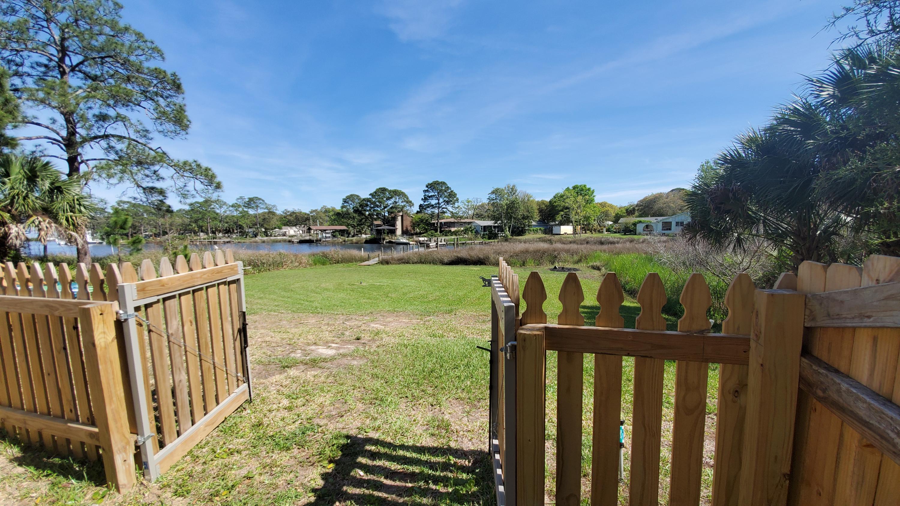 ELLIOTTS POINT 12TH ADDN - Residential