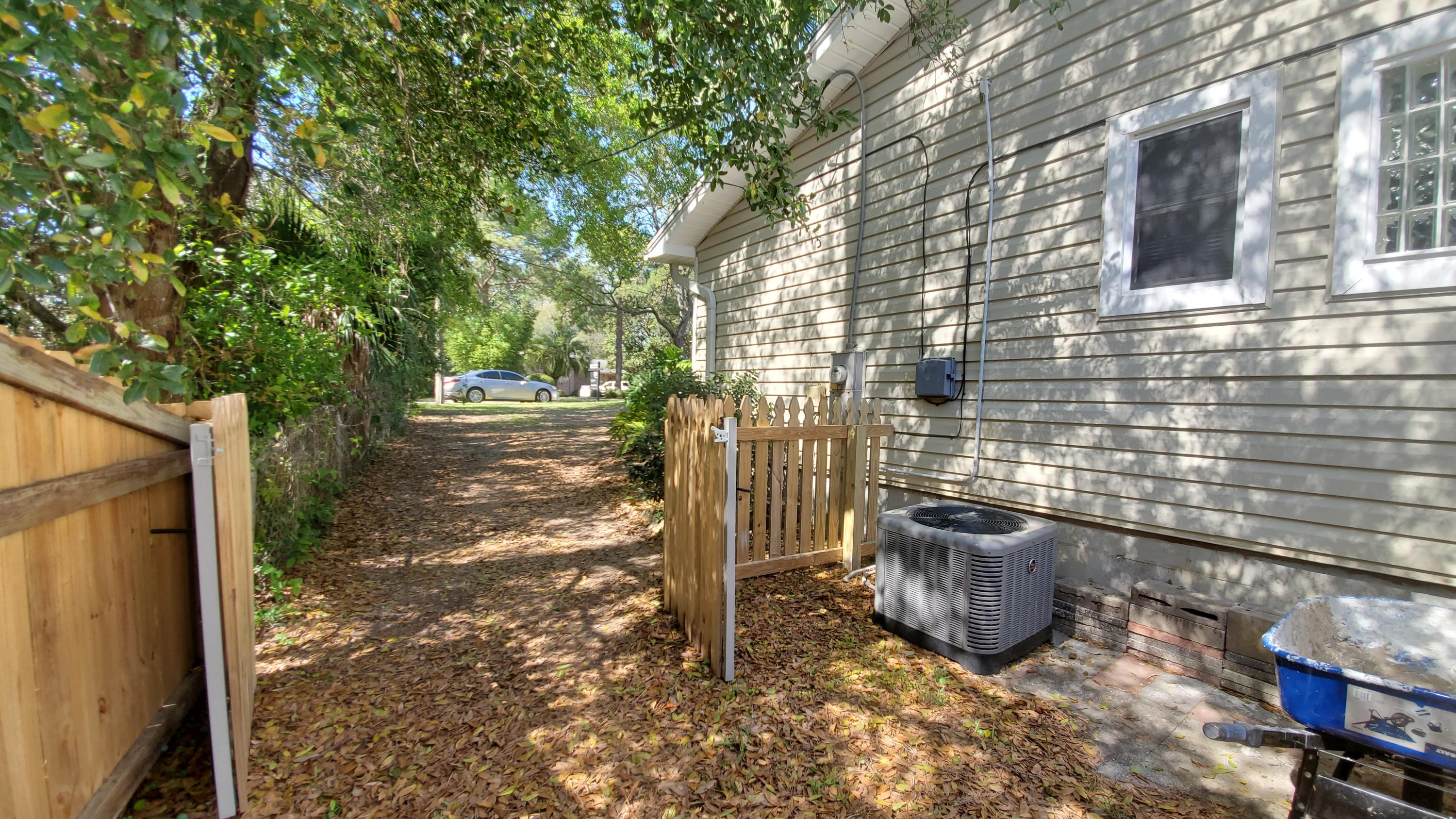 ELLIOTTS POINT 12TH ADDN - Residential