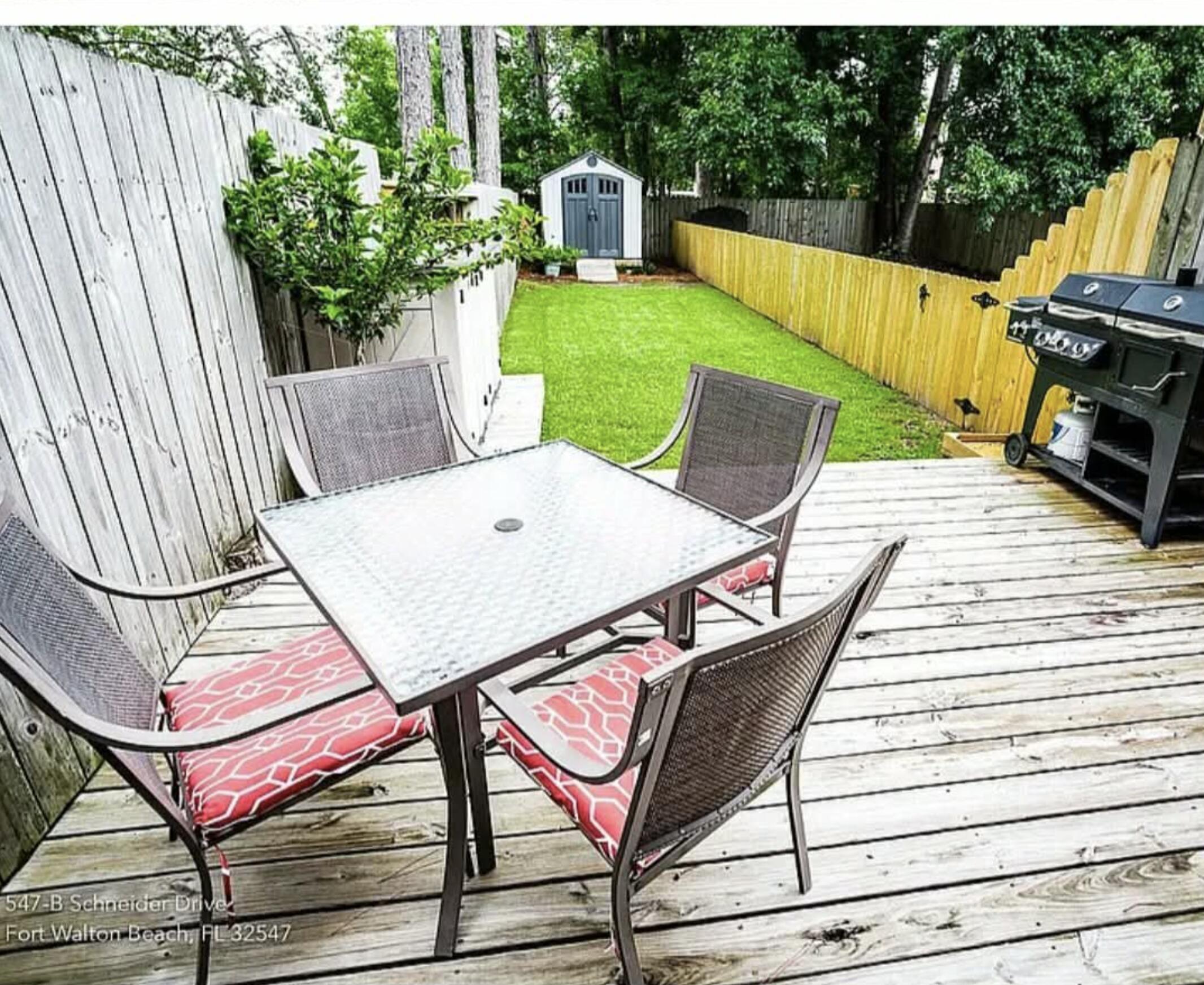 PINE MEADOWS 4TH ADDN - Residential