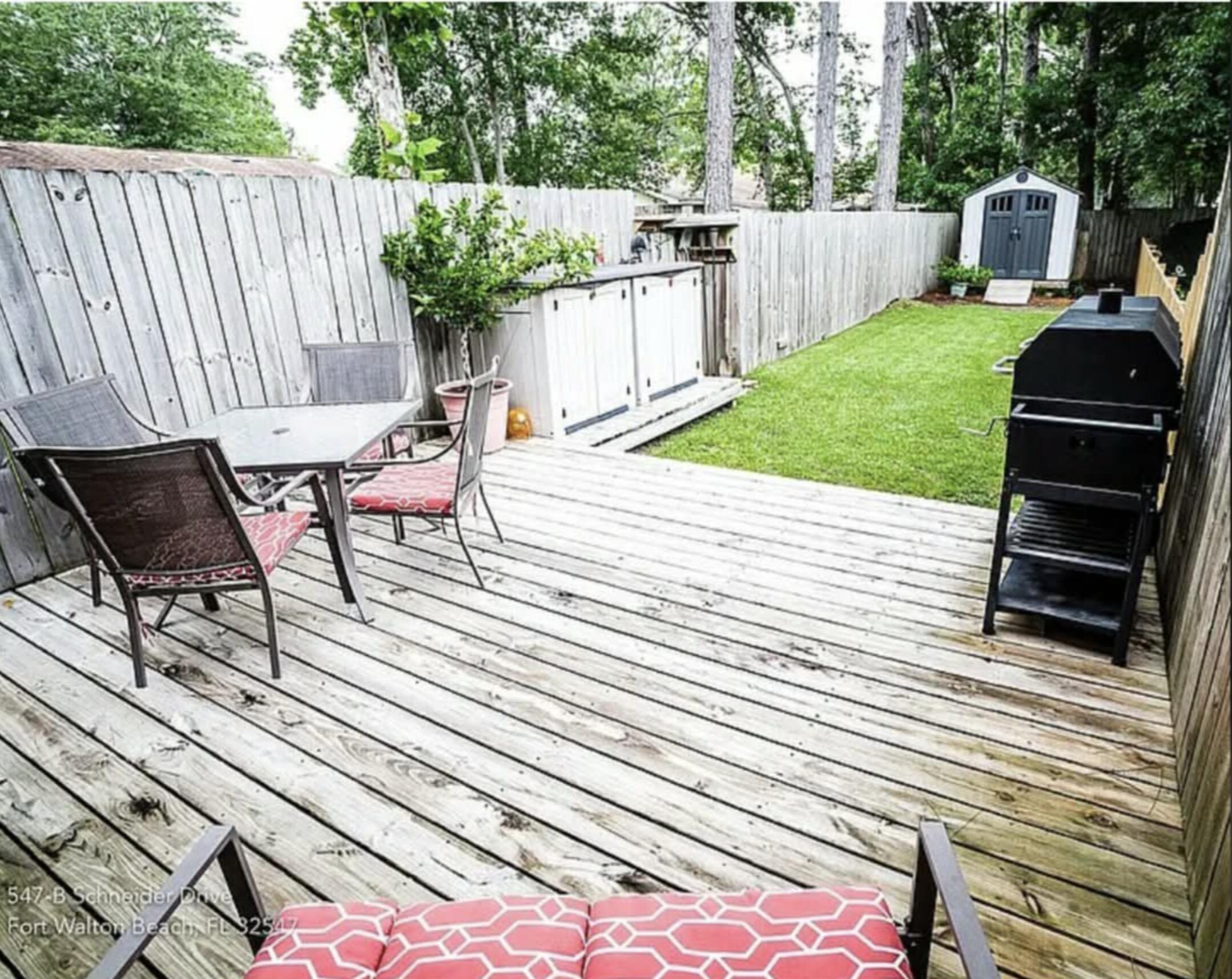 PINE MEADOWS 4TH ADDN - Residential