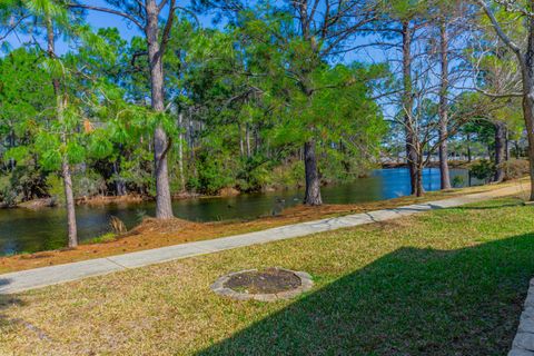 A home in Navarre