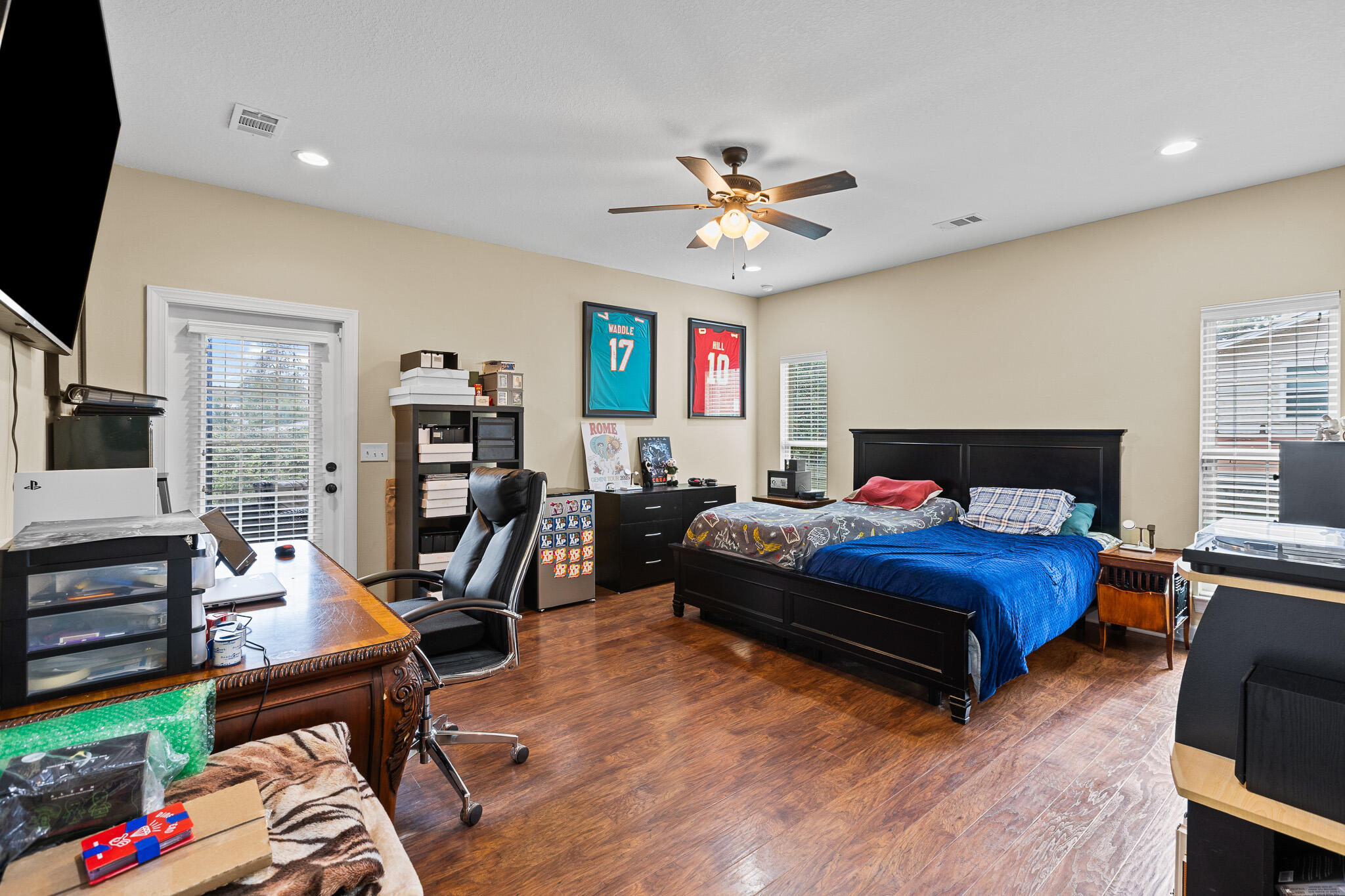 NONESUCH WAY - Residential