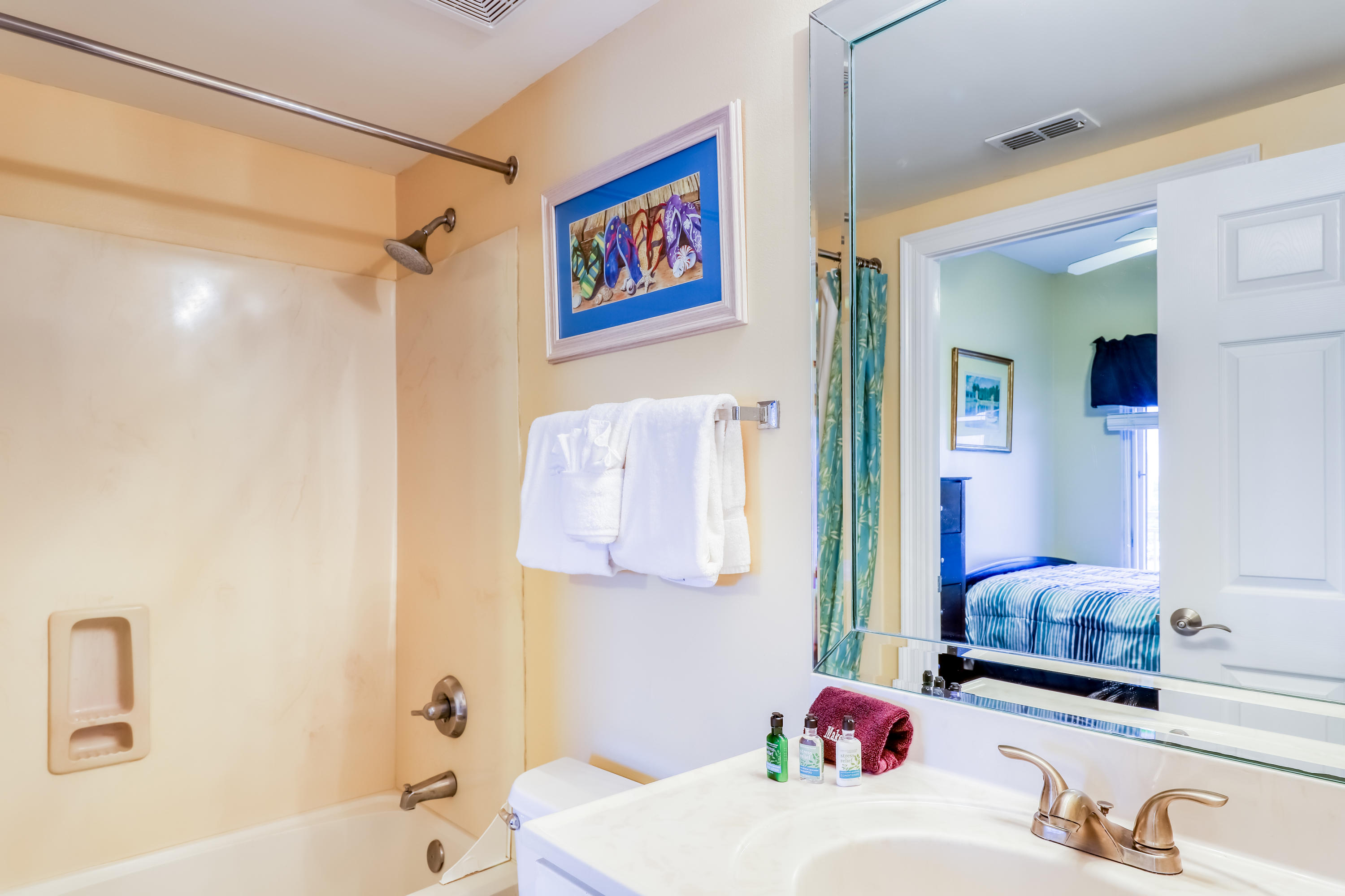 STERLING SHORES - Residential