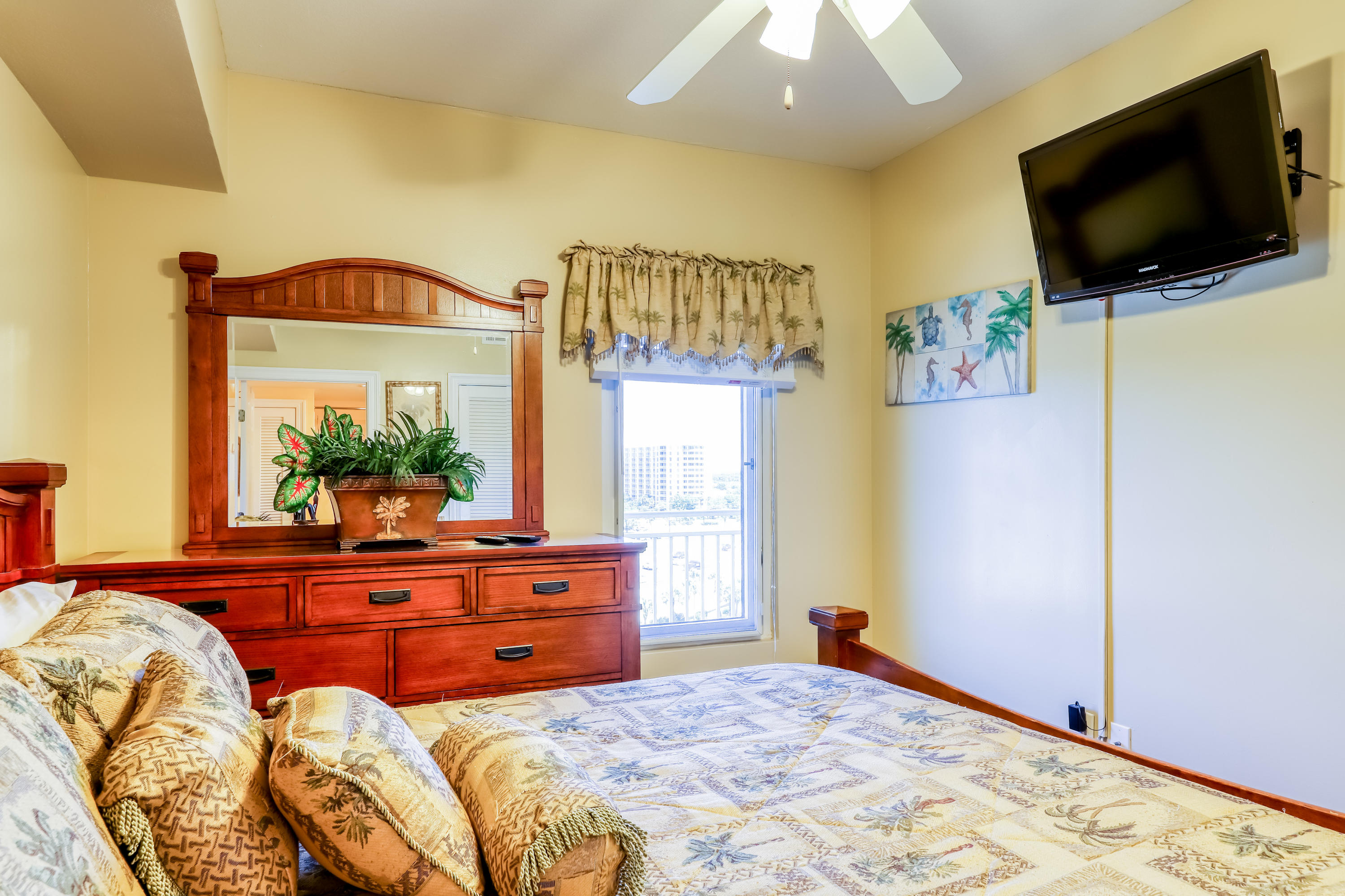 STERLING SHORES - Residential