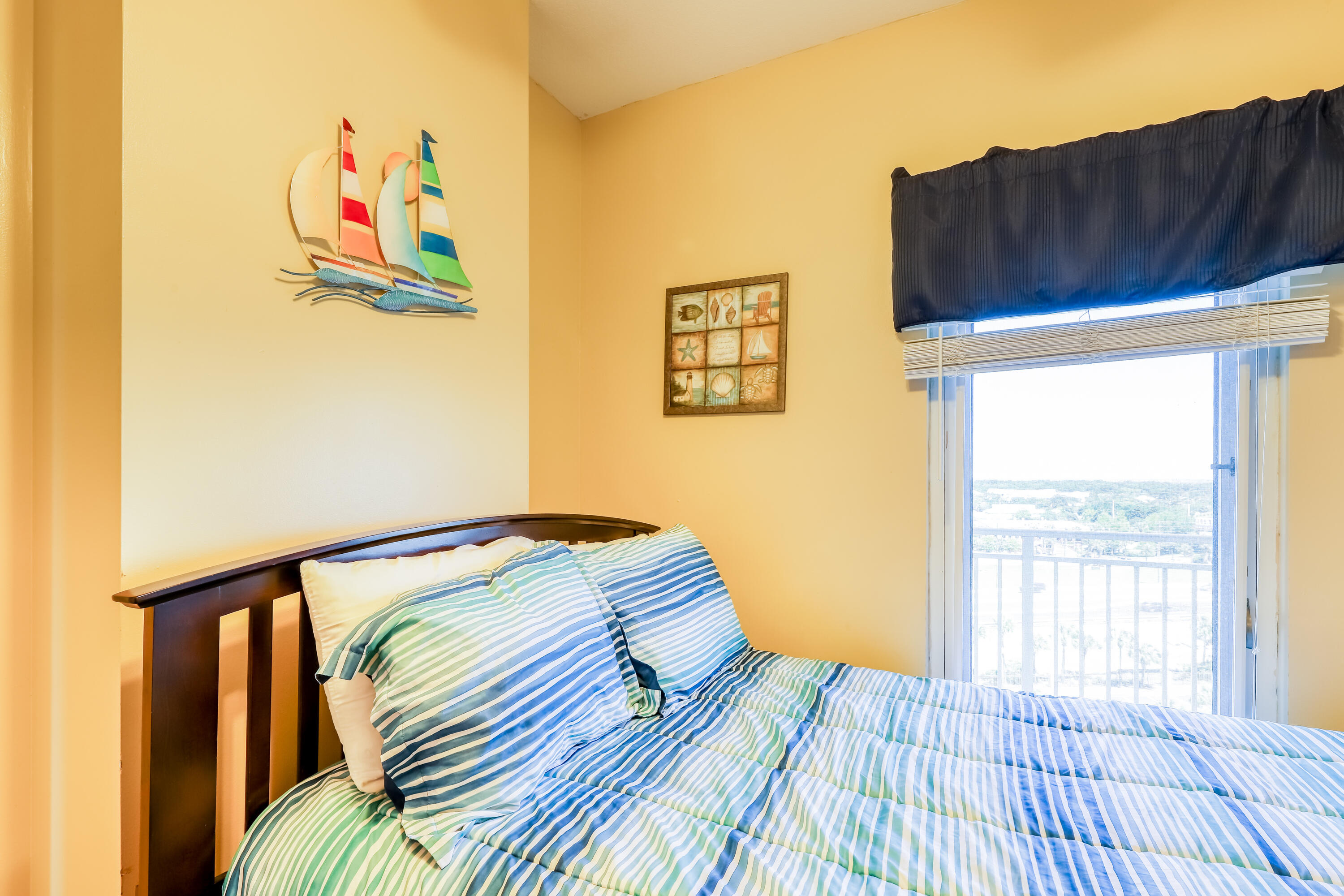 STERLING SHORES - Residential