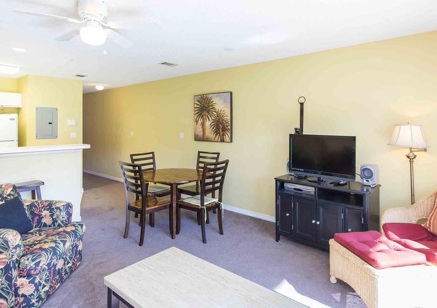 MARAVILLA CONDO 2 - Residential