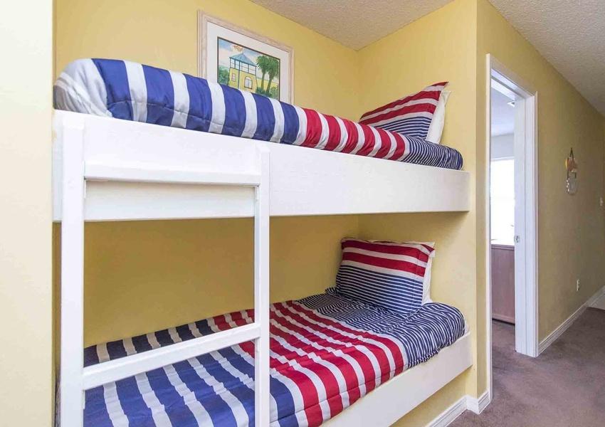 MARAVILLA CONDO 2 - Residential