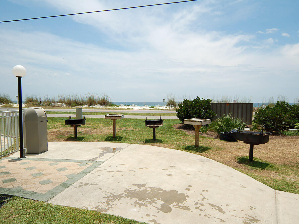 MARAVILLA CONDO 2 - Residential